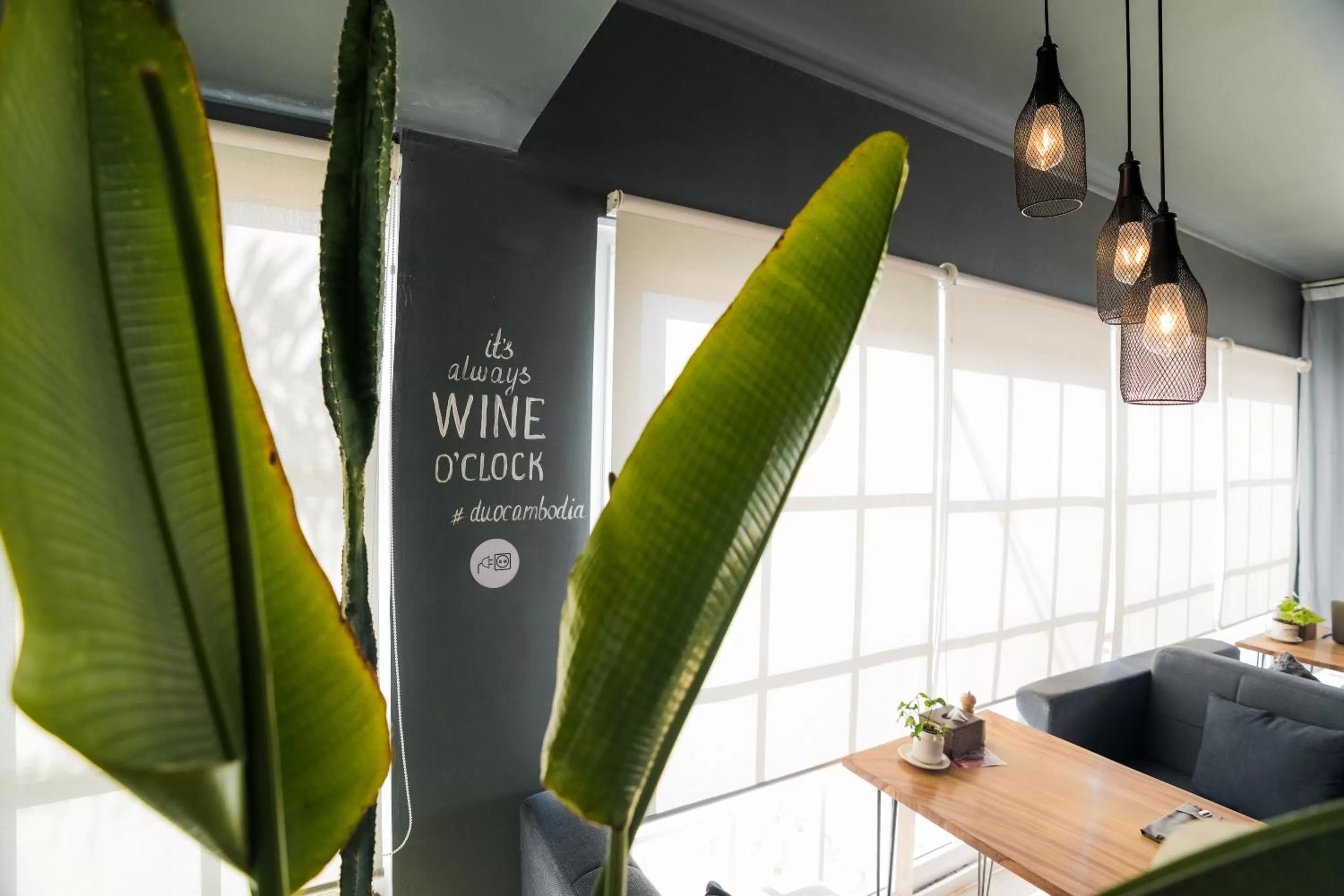 Restaurant/places to eat in White Boutique Hotel and Residences