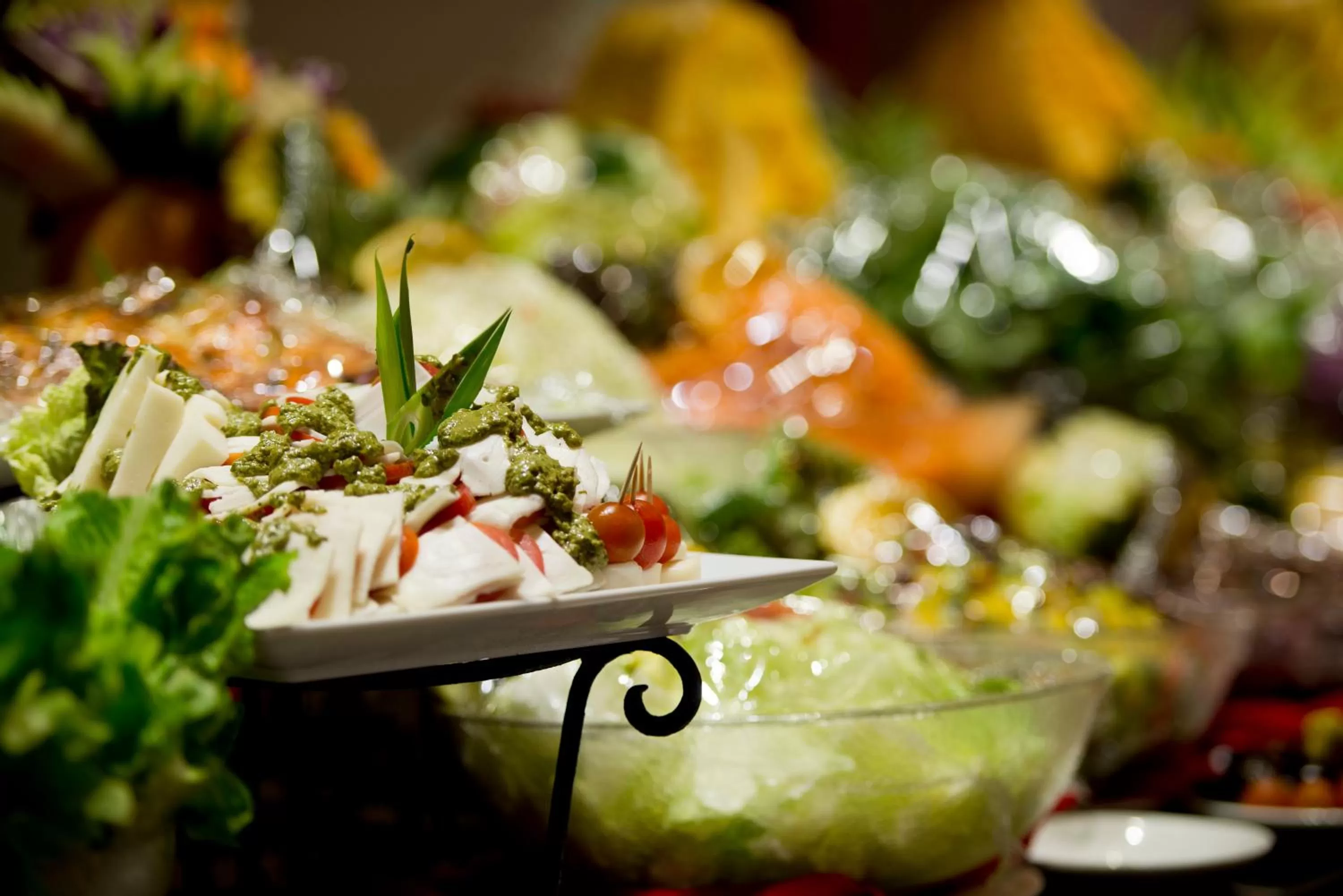 Food in Amphoras Blu Ultra-AI Adults Friendly