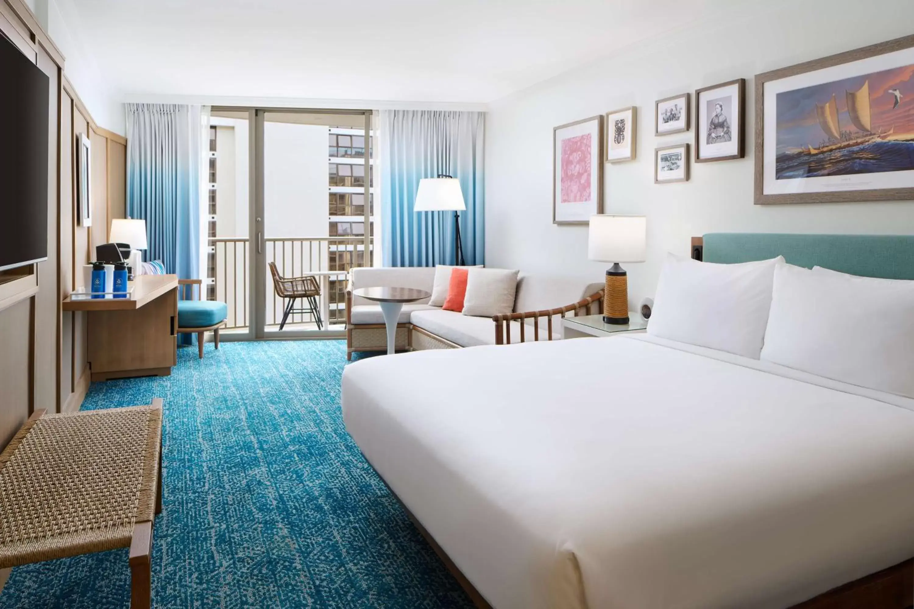 Partial Ocean View 1 King in OUTRIGGER Reef Waikiki Beach Resort Partial Ocean View 1 King in OUTRIGGER Reef Waikiki Beach Resort