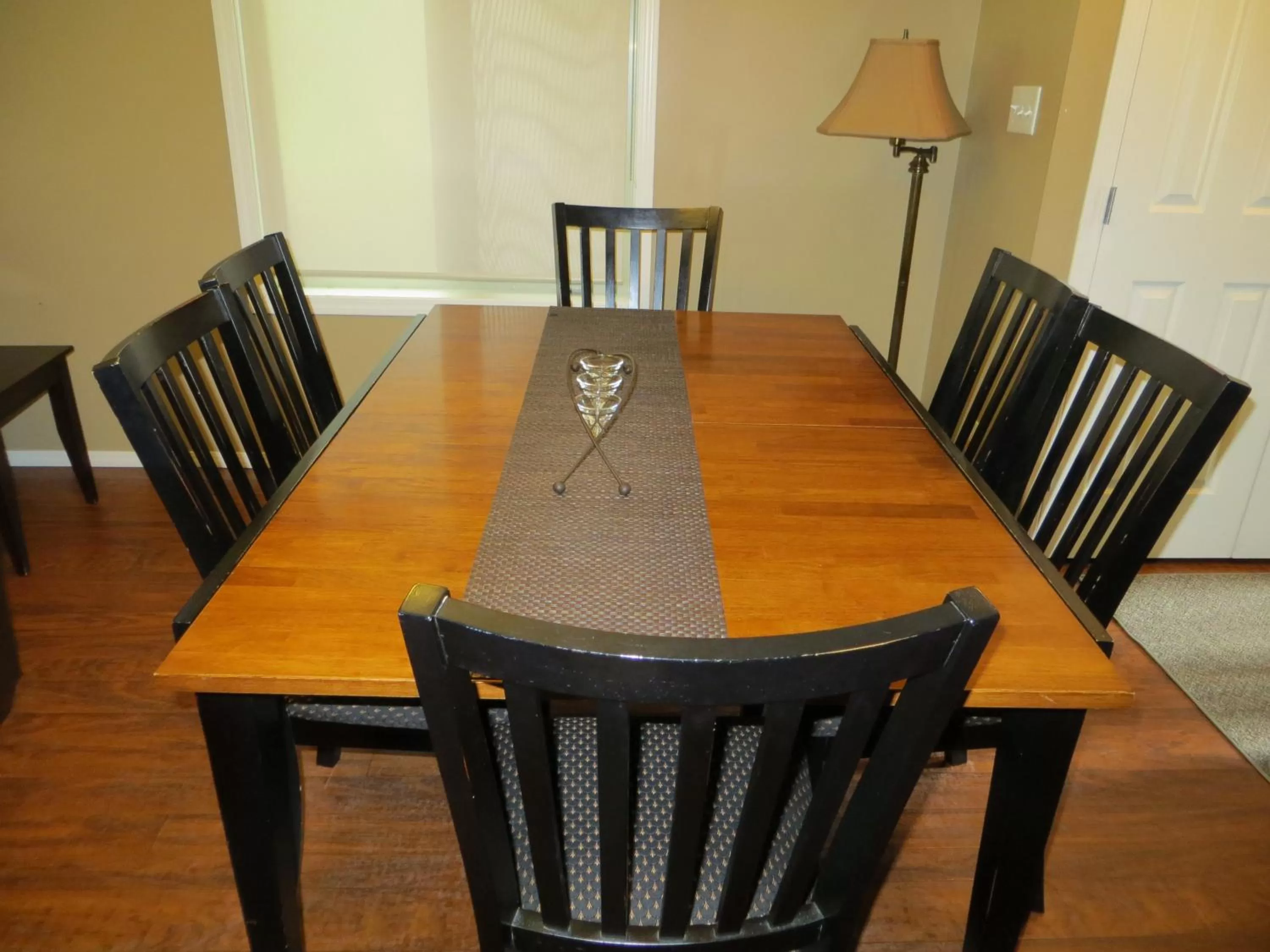 Dining area in Village Creek Country Inn