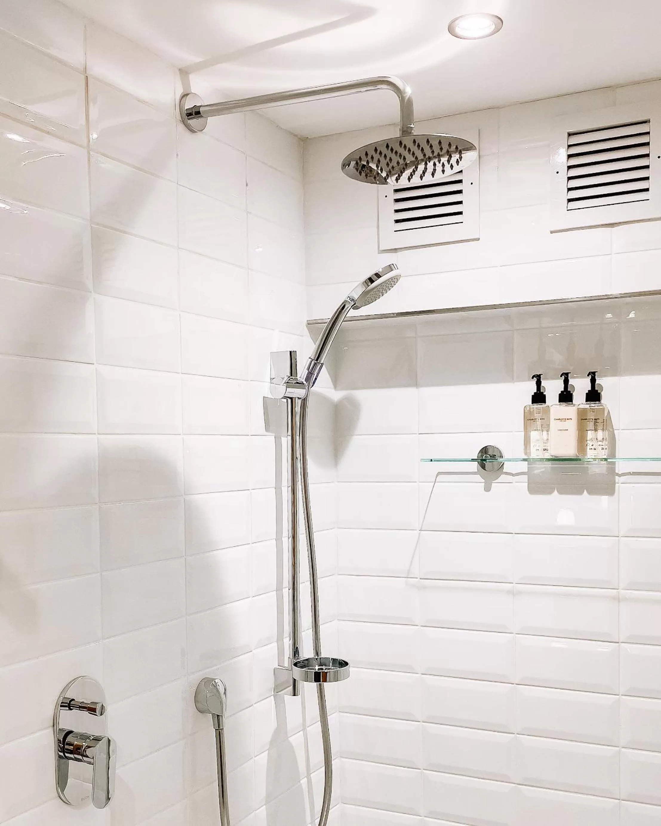 Shower in Sugar Hotel