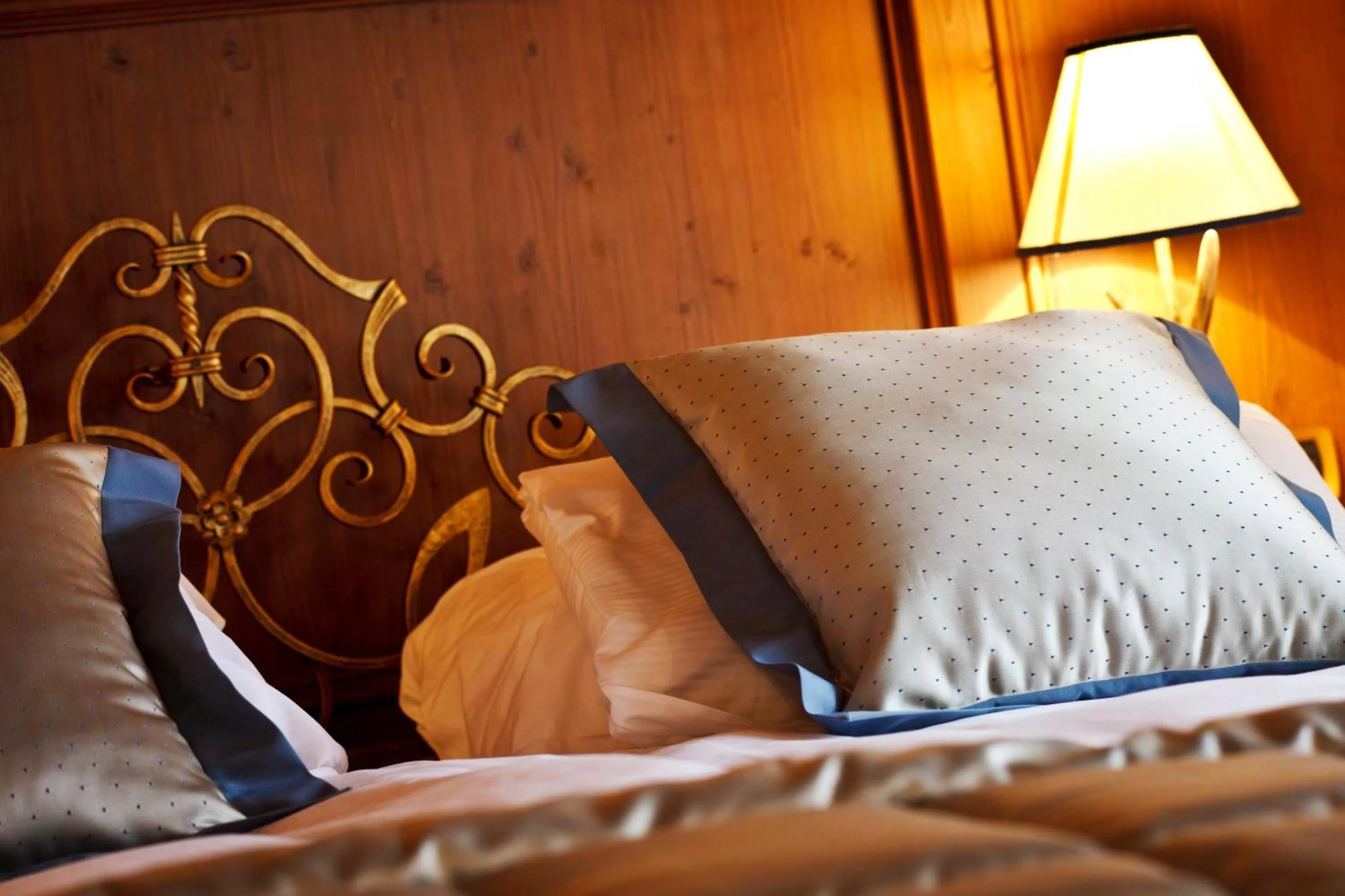 Other, Bed in Ambra Cortina Luxury&Fashion Hotel