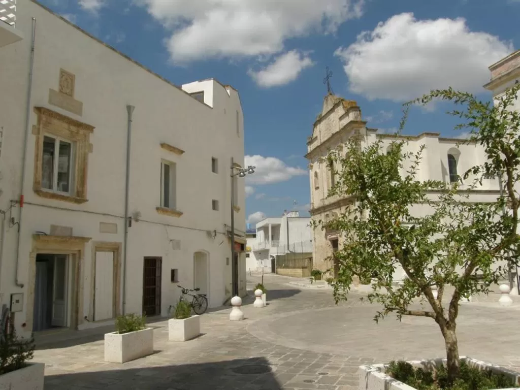 Facade/entrance in Dimore Santagaeta