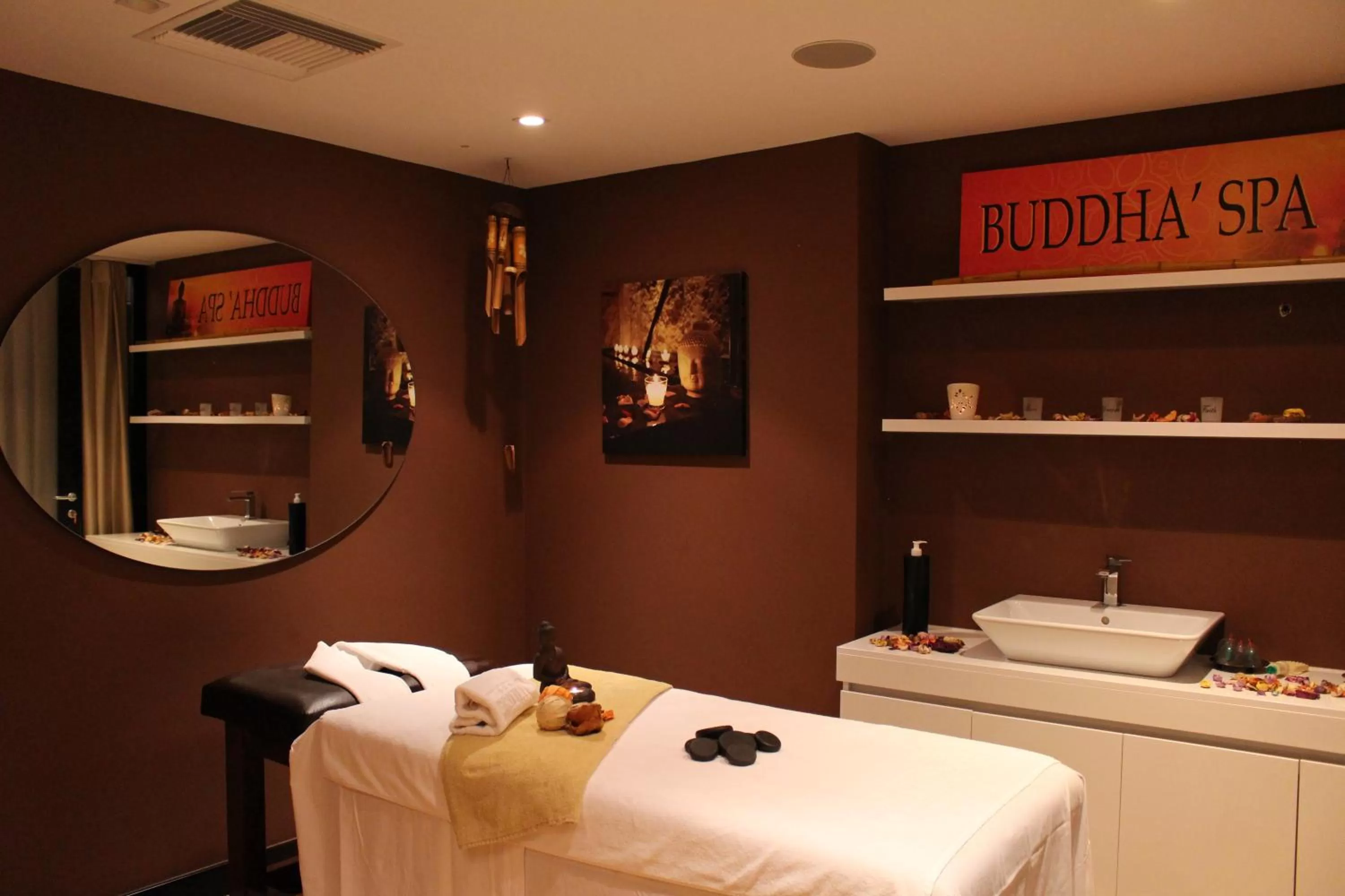 Massage in Privilege Hotel & Spa