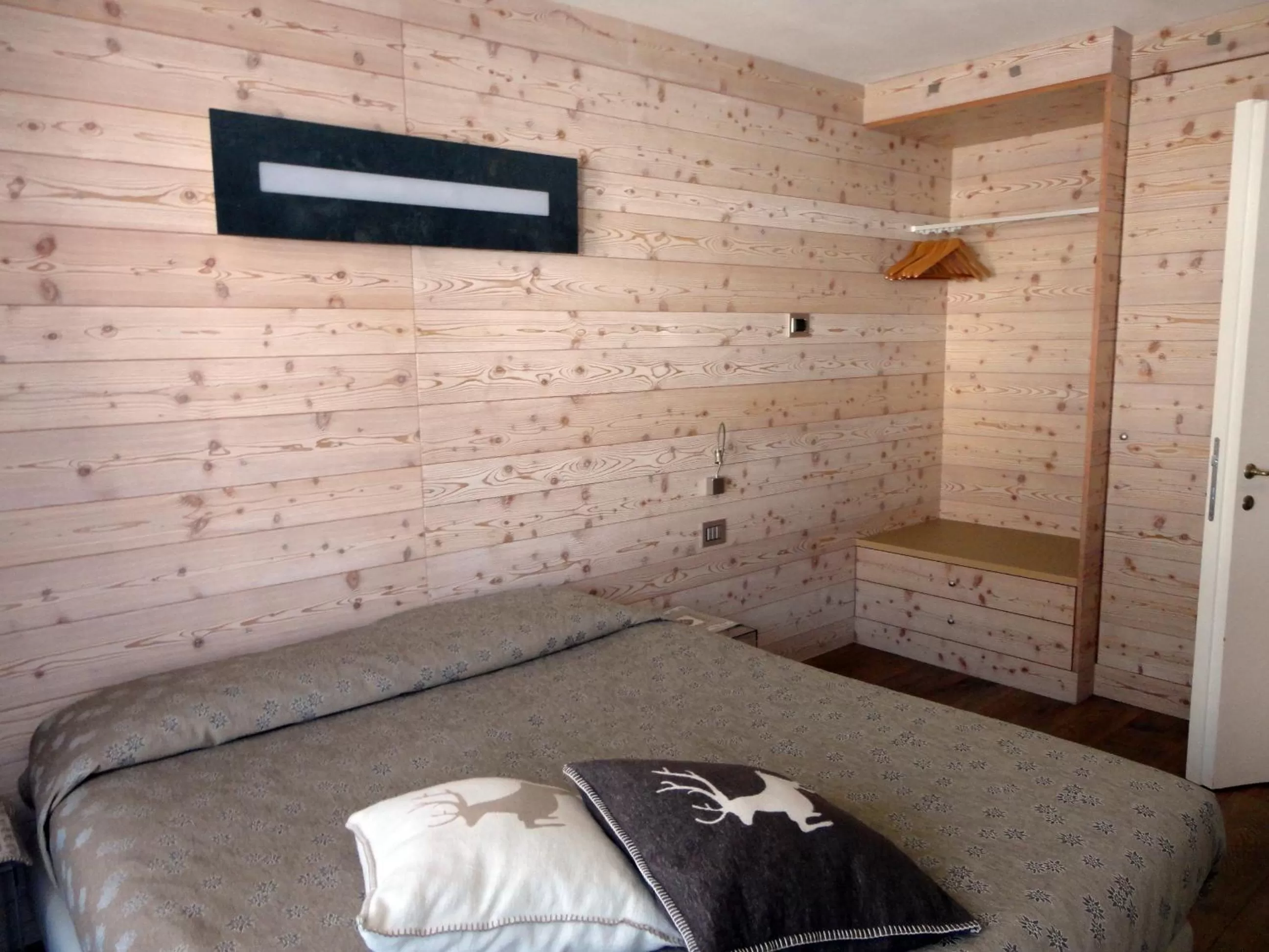 Bedroom, Bed in Residence Antares