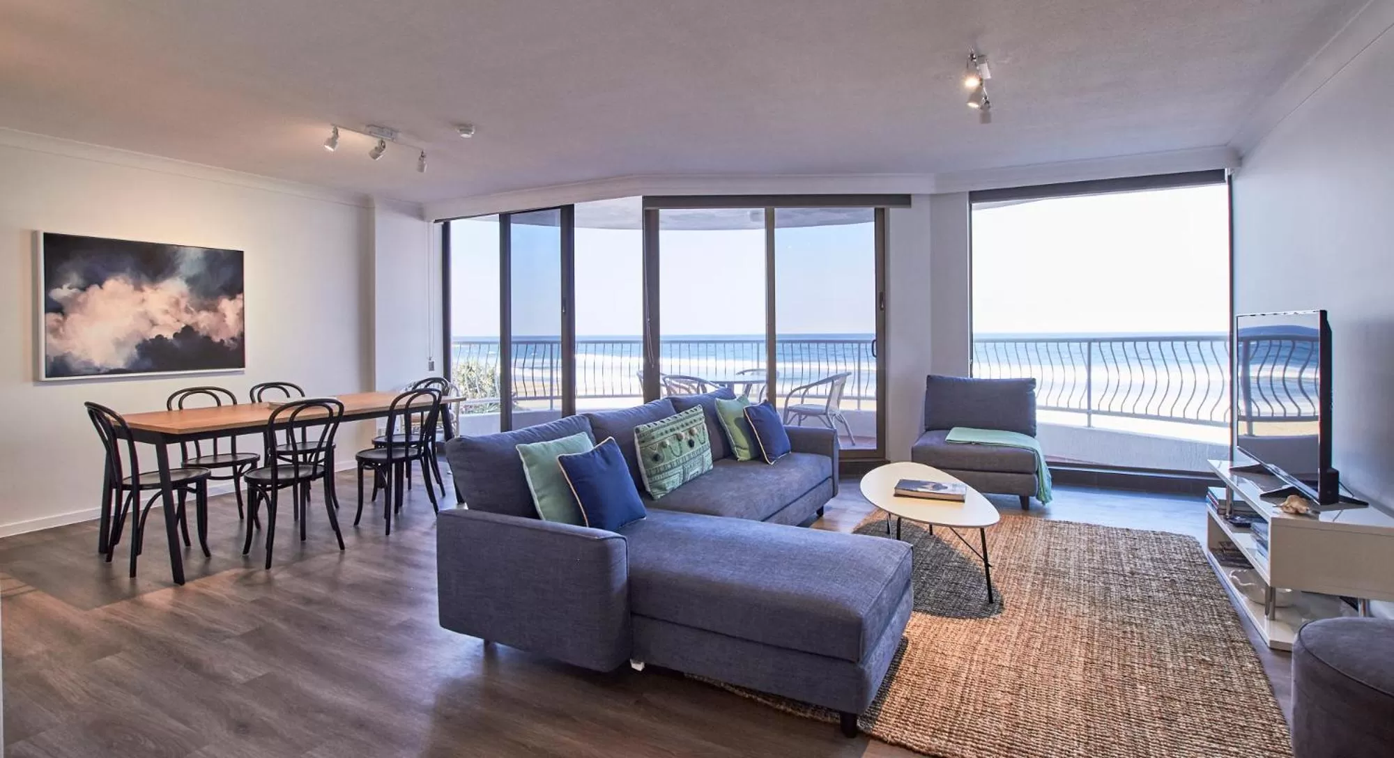 Seating Area in Albatross North Apartments