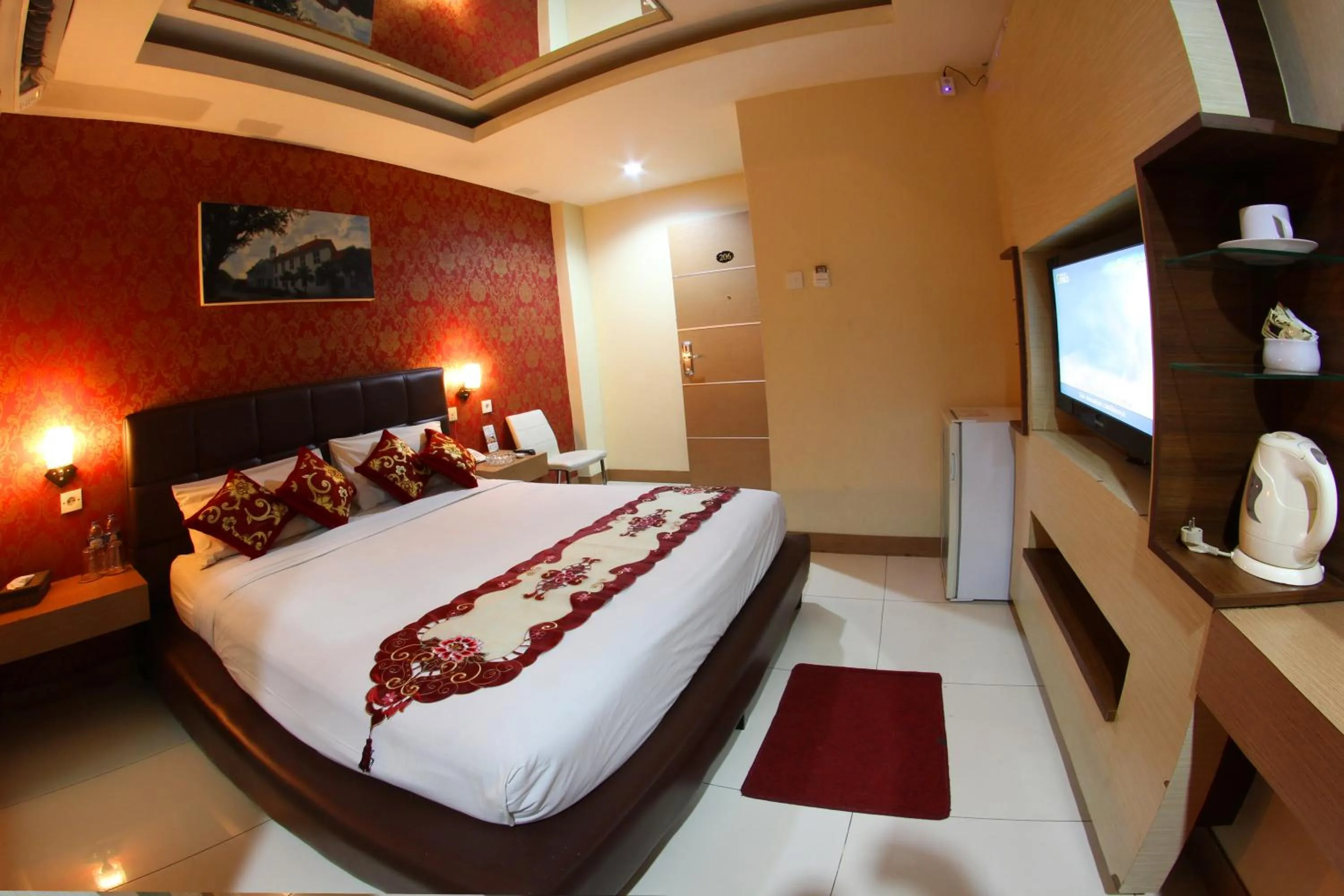 Decorative detail, Bed in Antoni Hotel