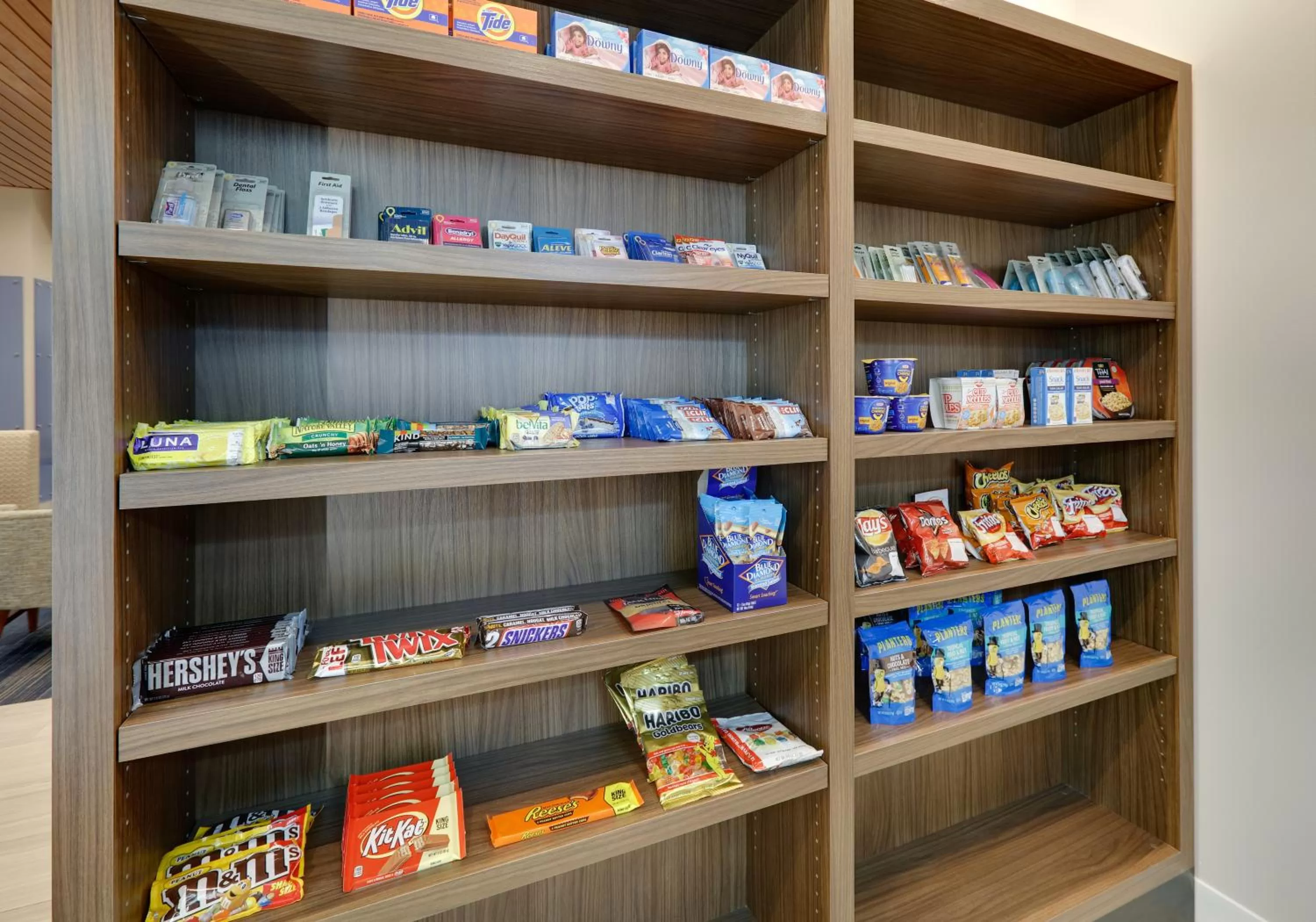 On-site shops in Holiday Inn Express - Kermit by IHG