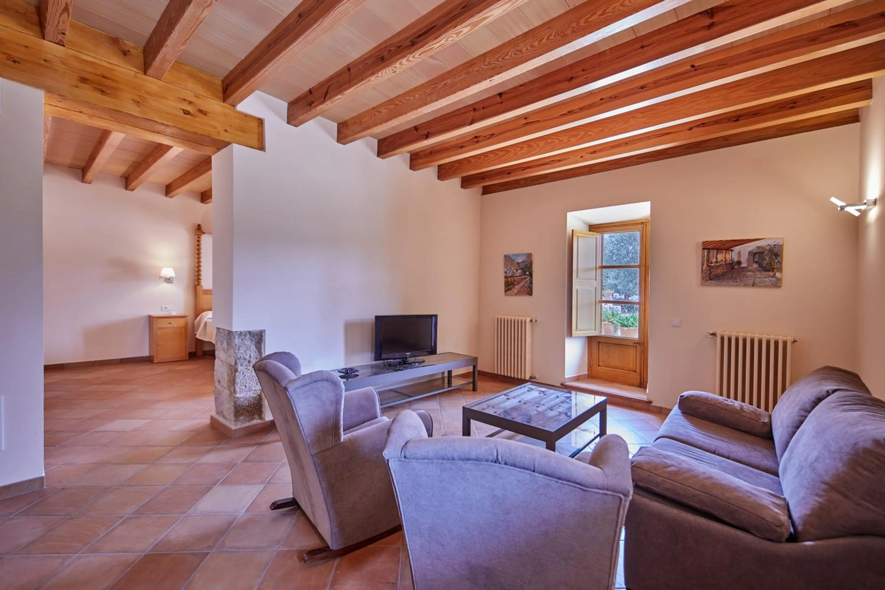 Junior Suite - single occupancy in Agroturismo Alquería Blanca