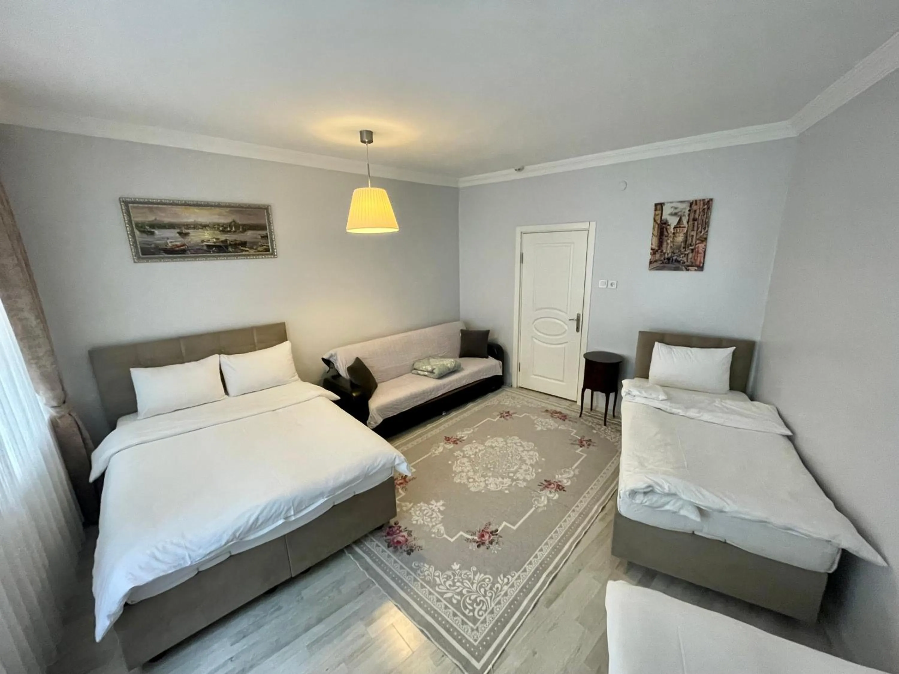 Bed in Oldtown Sultanahmet Suites