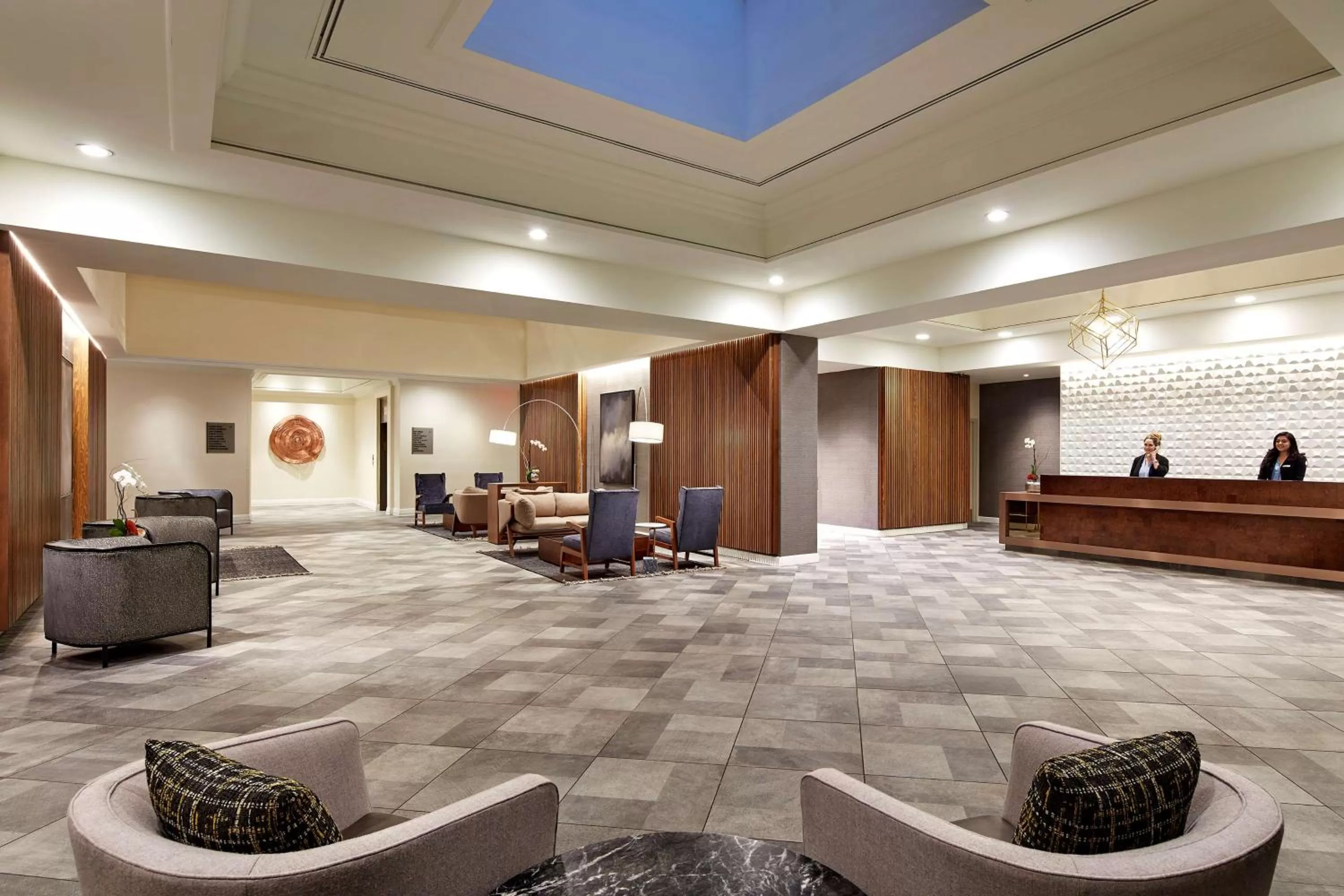 Lobby or reception in Hilton Pasadena