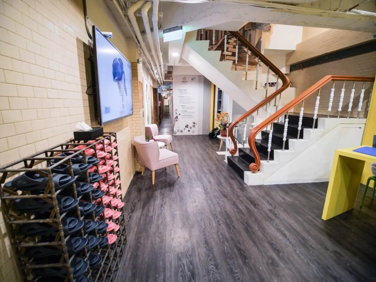 On site in King Wow Inn