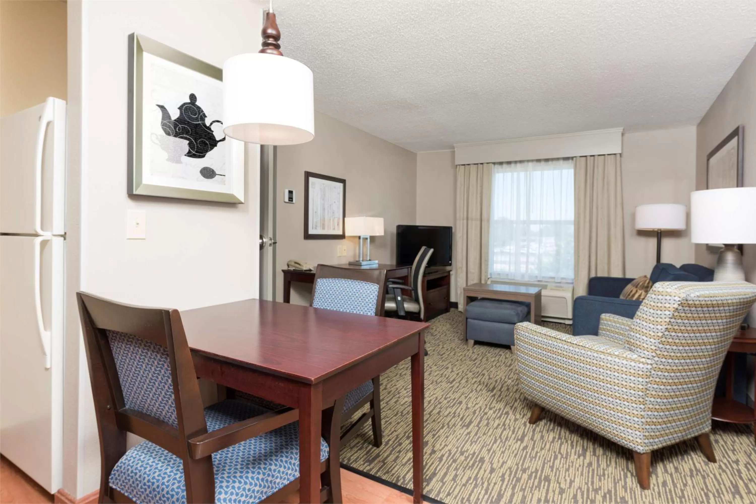 Kitchen or kitchenette in Homewood Suites by Hilton Indianapolis Northwest