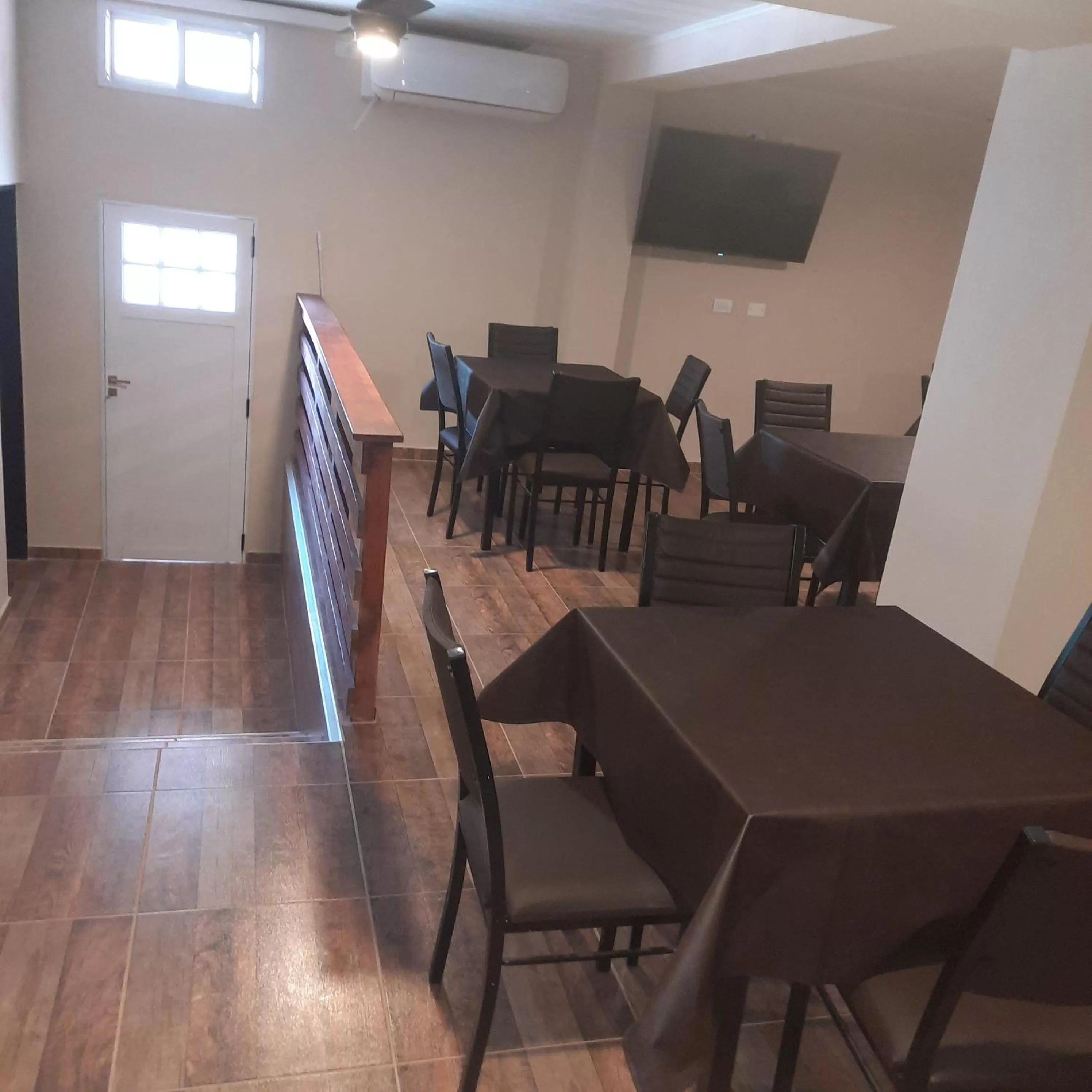 Communal lounge/ TV room in Hospedaje Champaqui