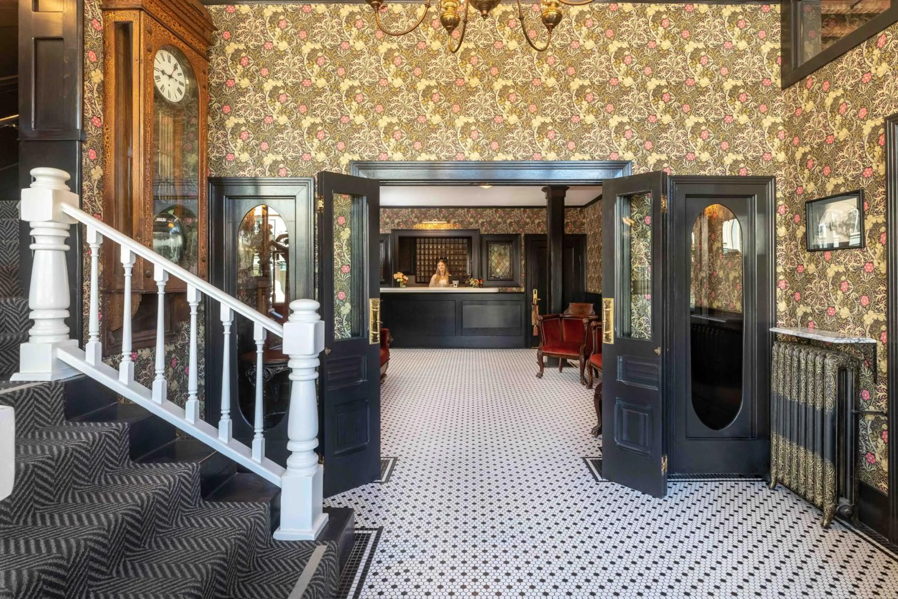 Lobby or reception in National Exchange Hotel