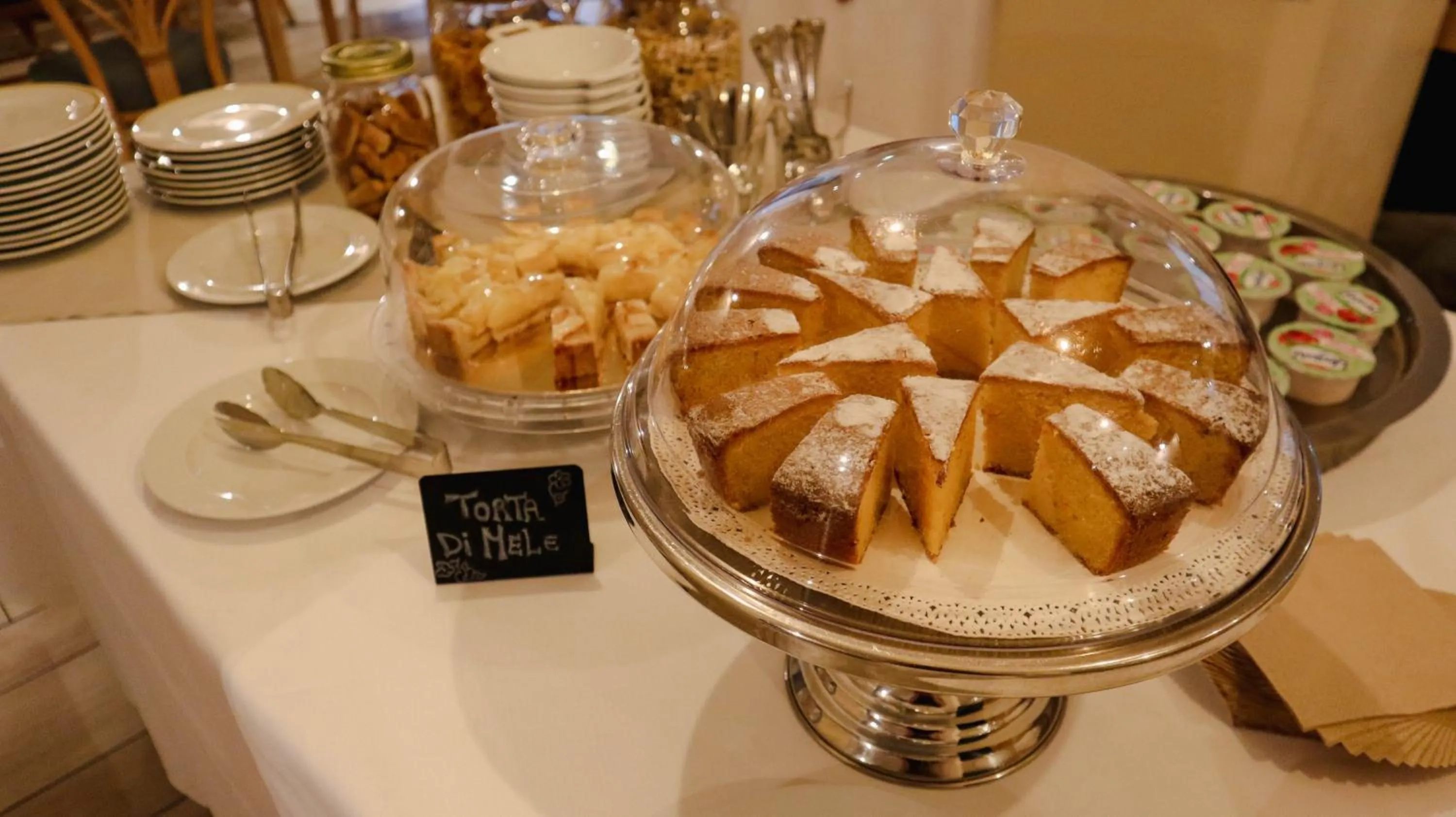 Breakfast in Hotel Enzo