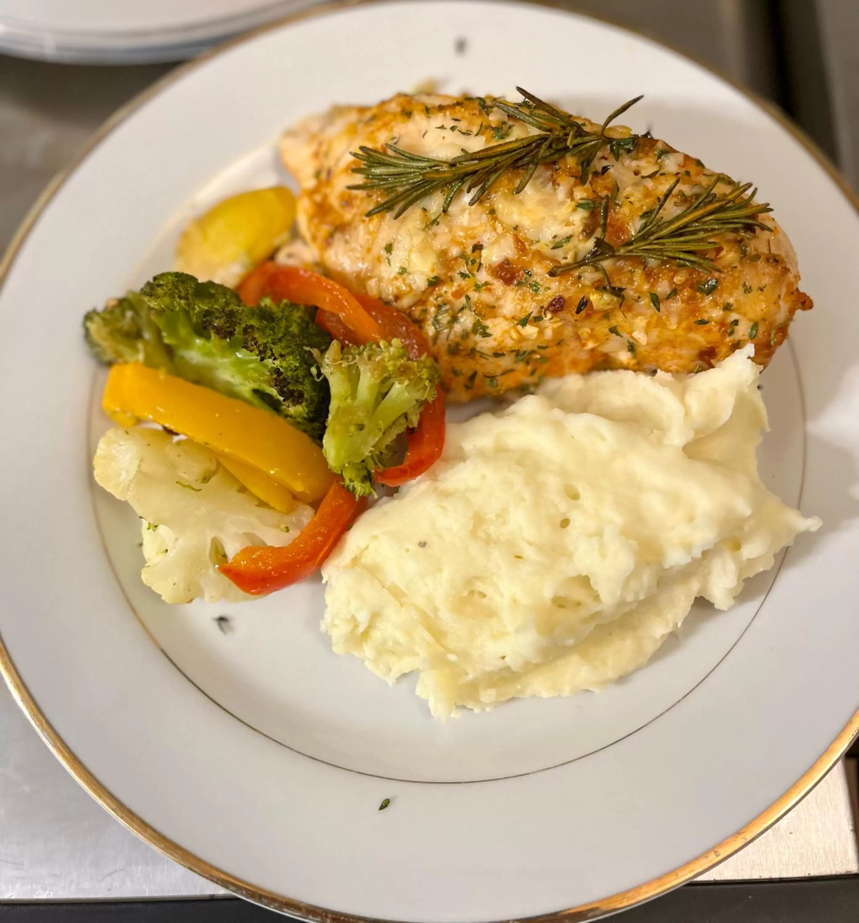 Food and drinks, Food in Belle View Manor Inn