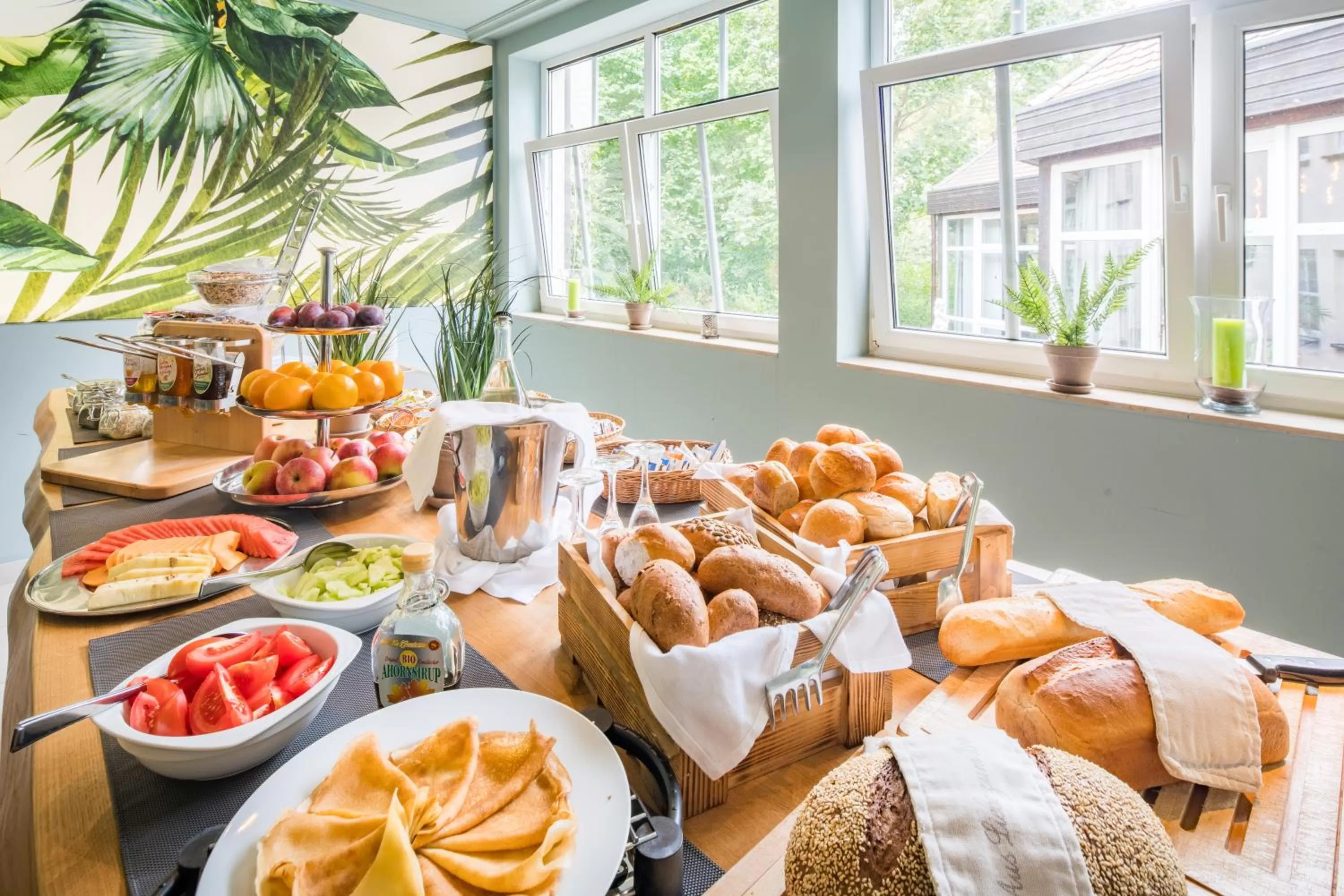 Restaurant/places to eat in Parkhotel Diani