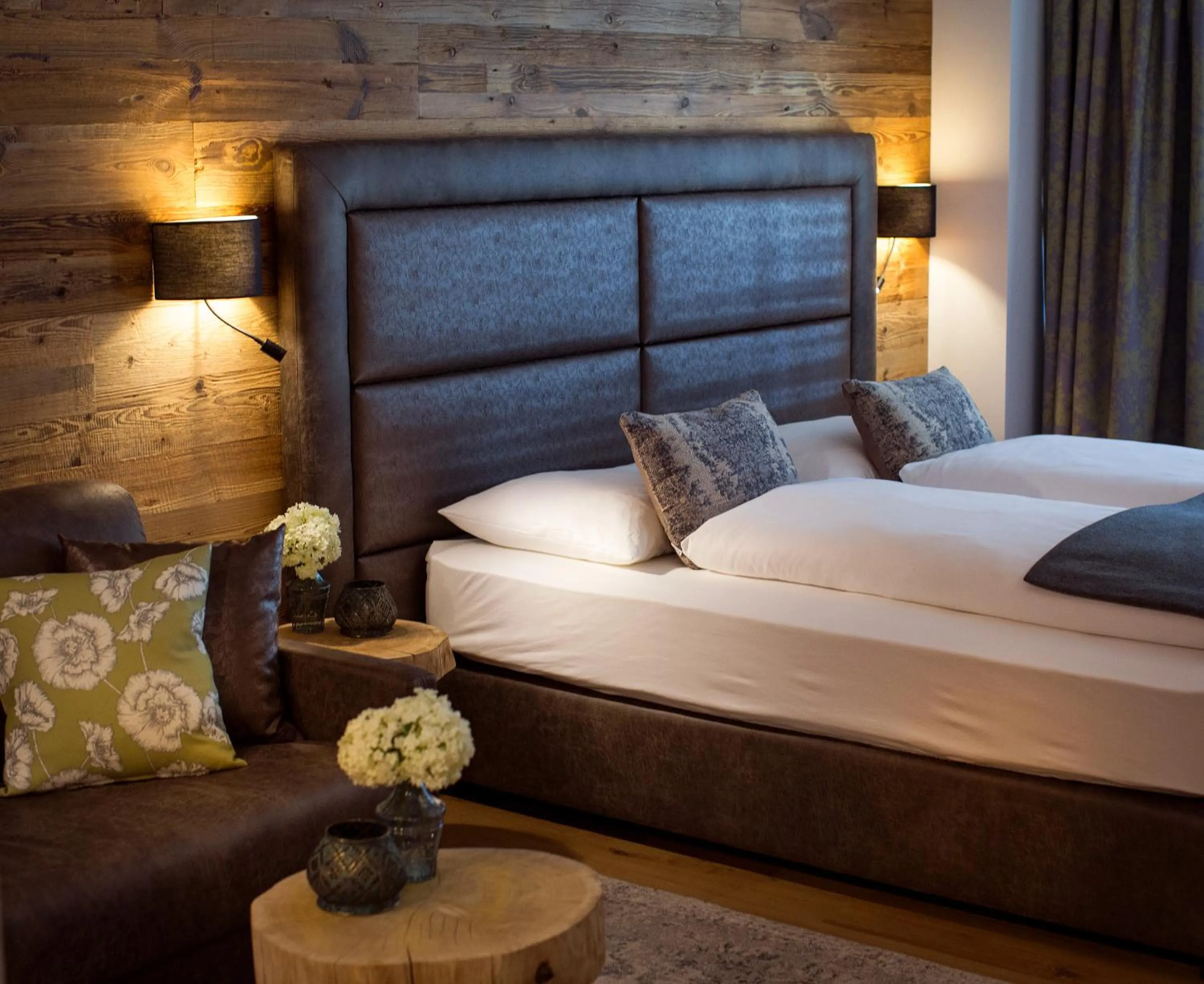 Bed in Hotel Grüner Baum