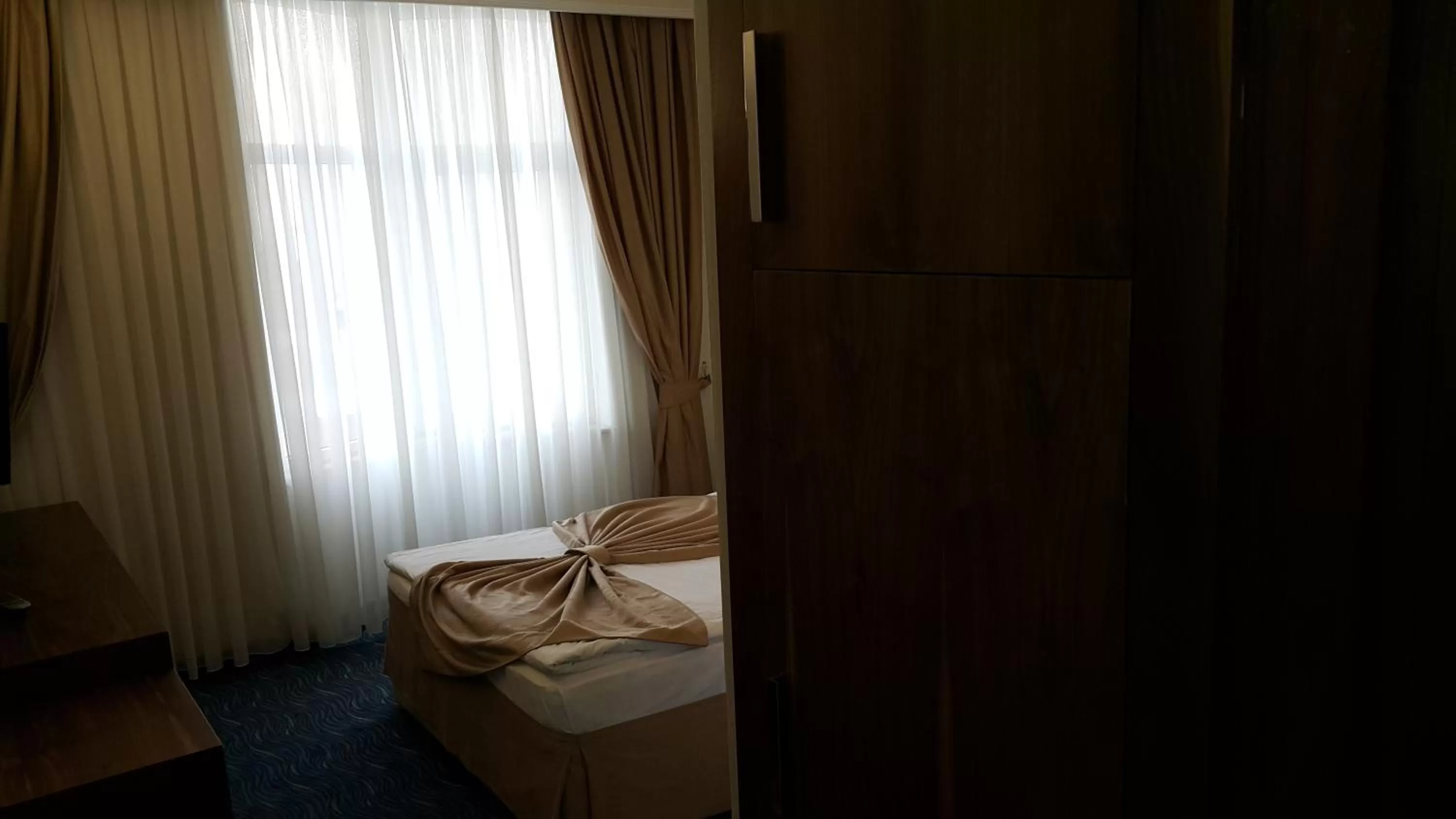 TV and multimedia, Bed in Miroglu Hotel