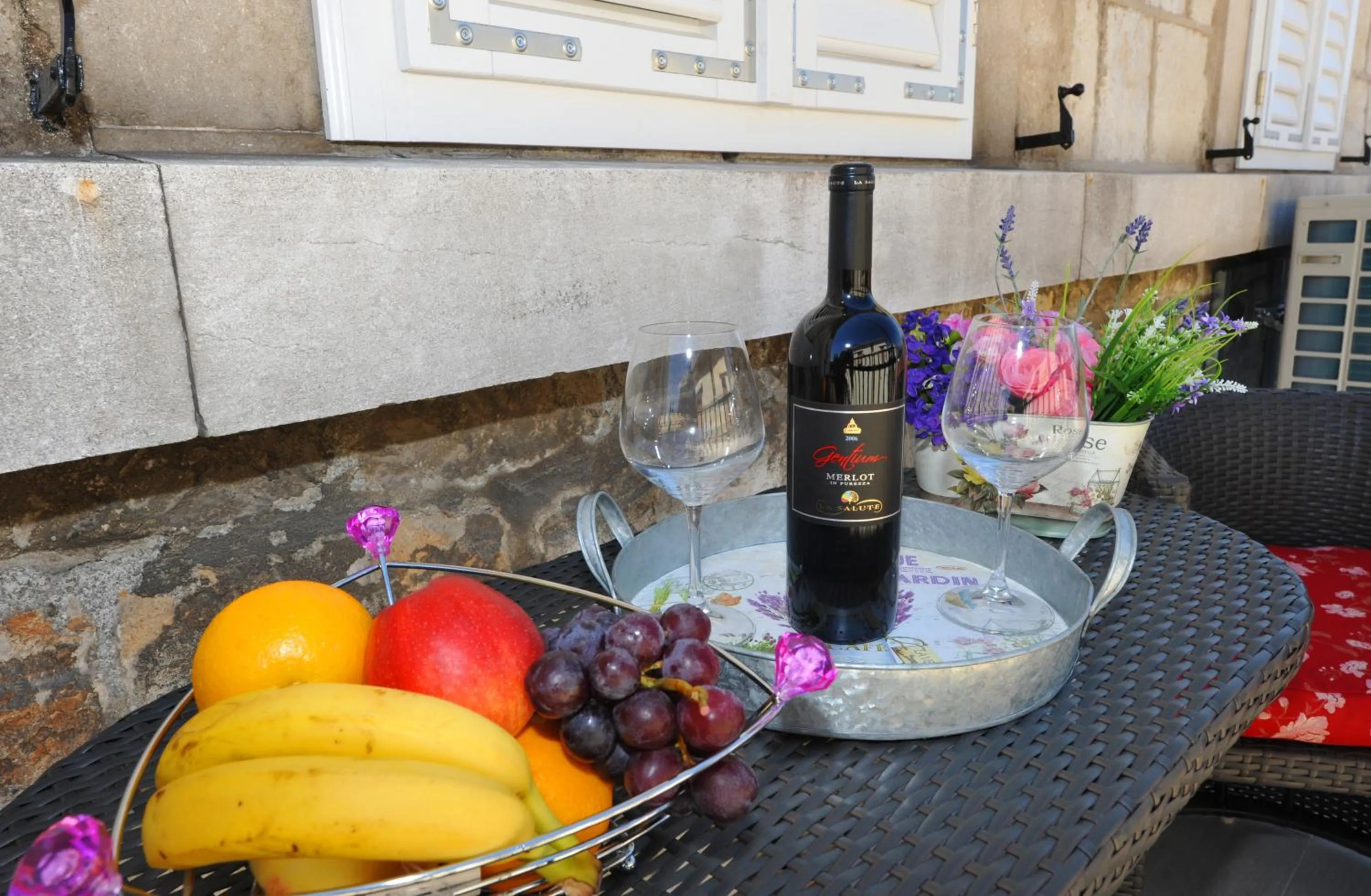 Day in Luxury Rooms Nirvana