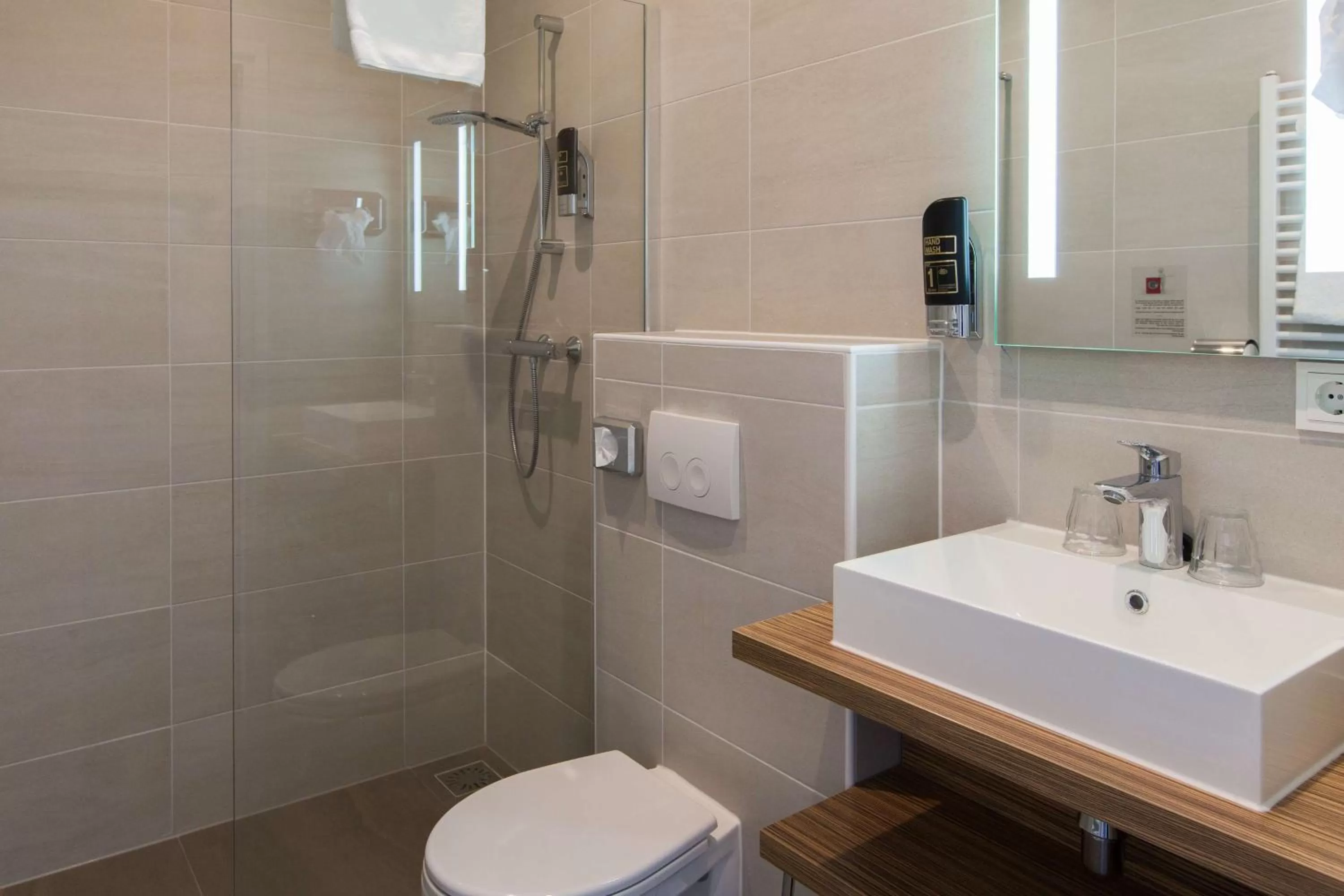 Bathroom in Best Western Hotel Den Haag