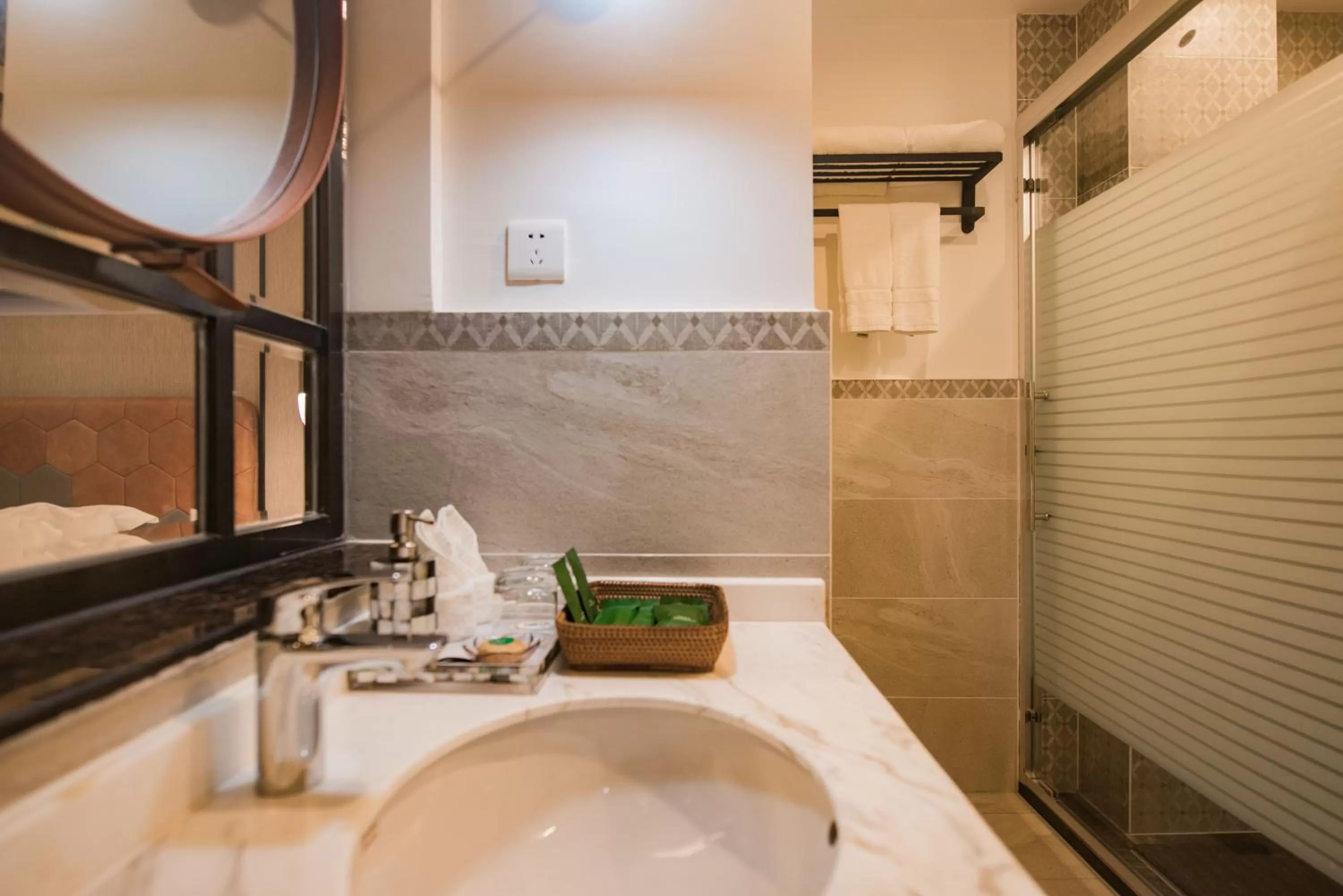 Bathroom in Li River Resort Villa Hotel