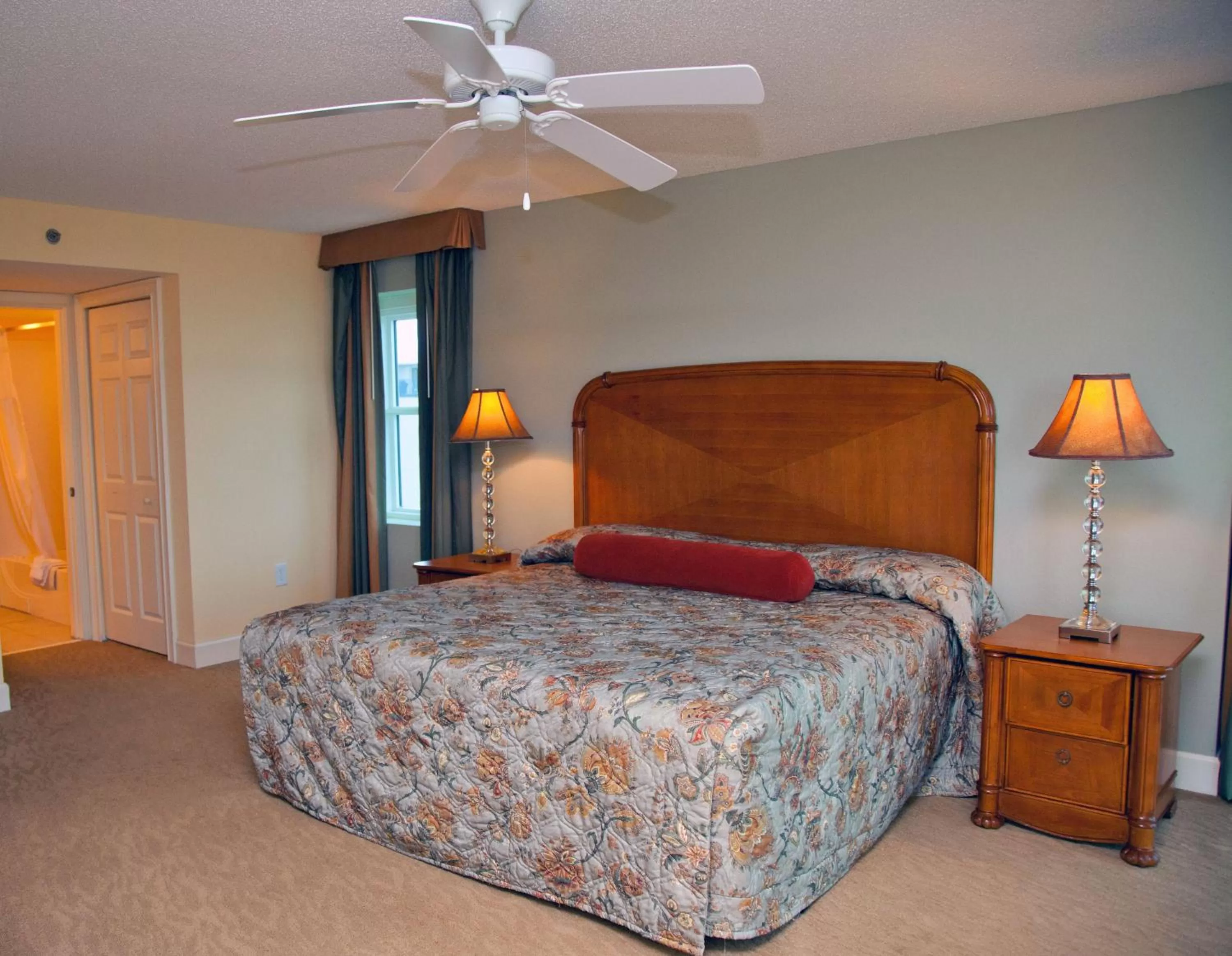 Bed in The Horizon at 77th