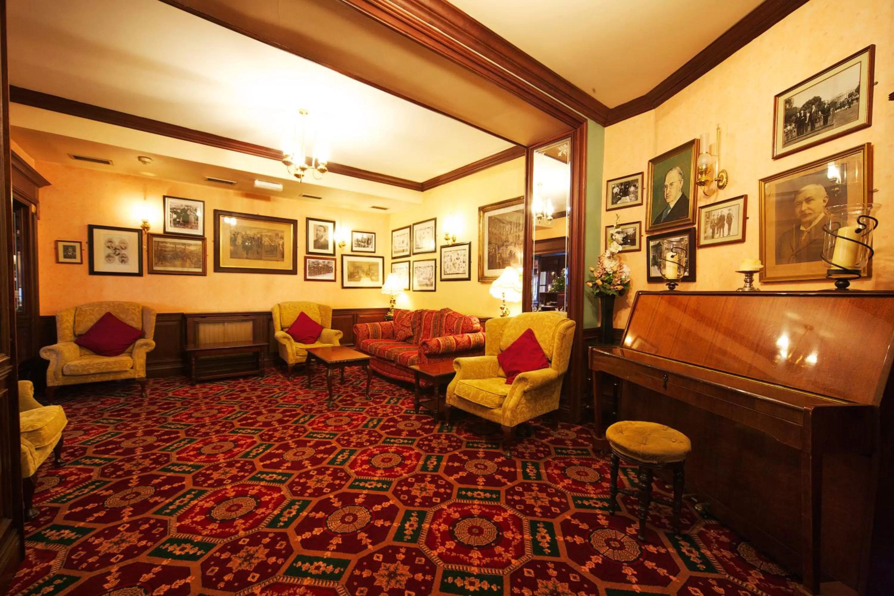 Lobby or reception in Woodenbridge Hotel