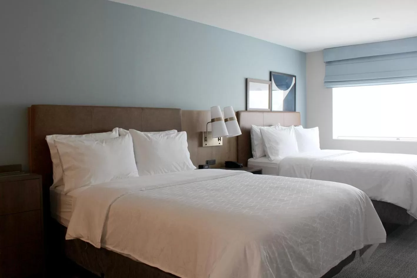 Bed in Staybridge Suites - Iowa City - Coralville by IHG