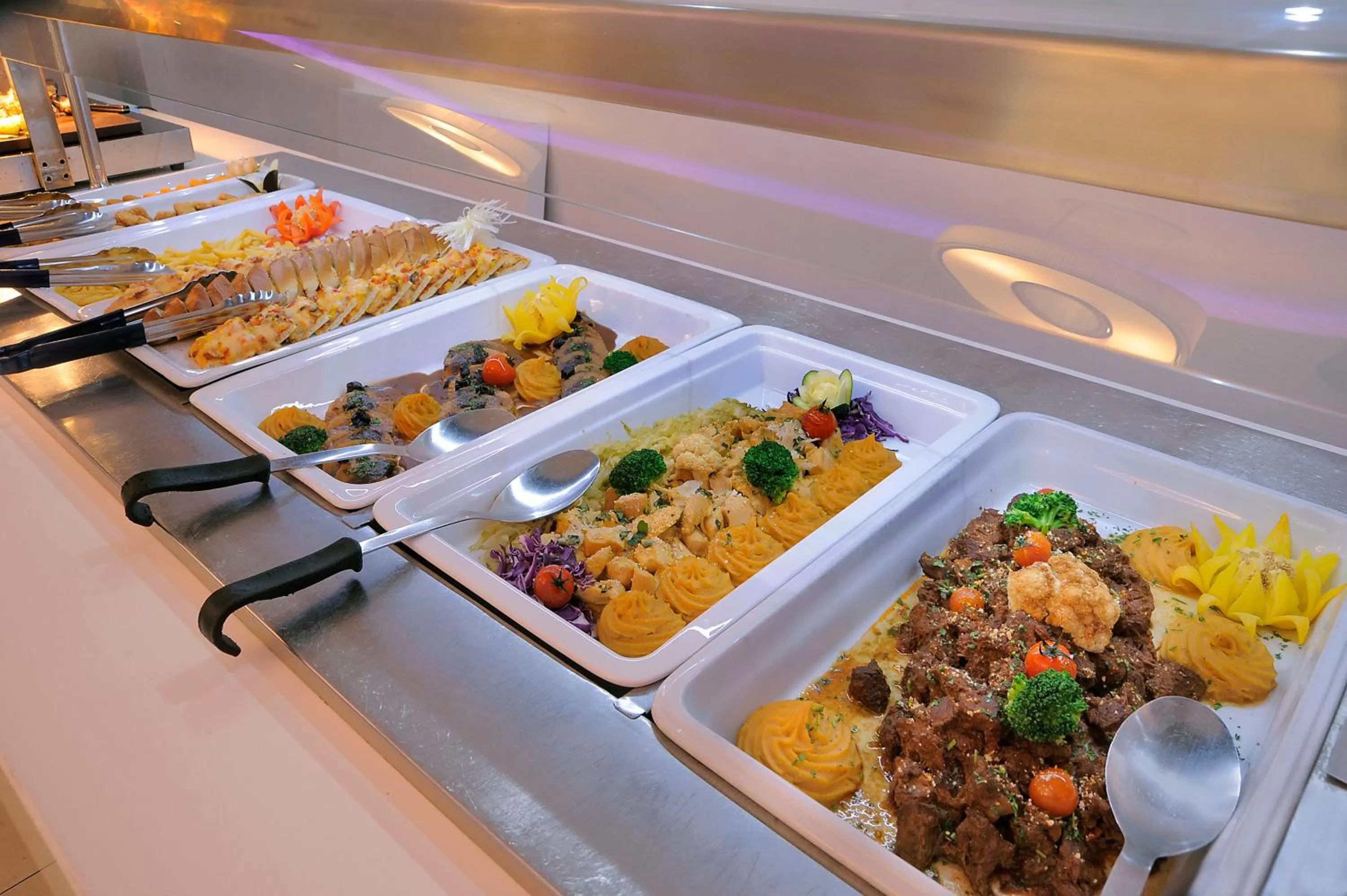 Dinner in Nestor Hotel