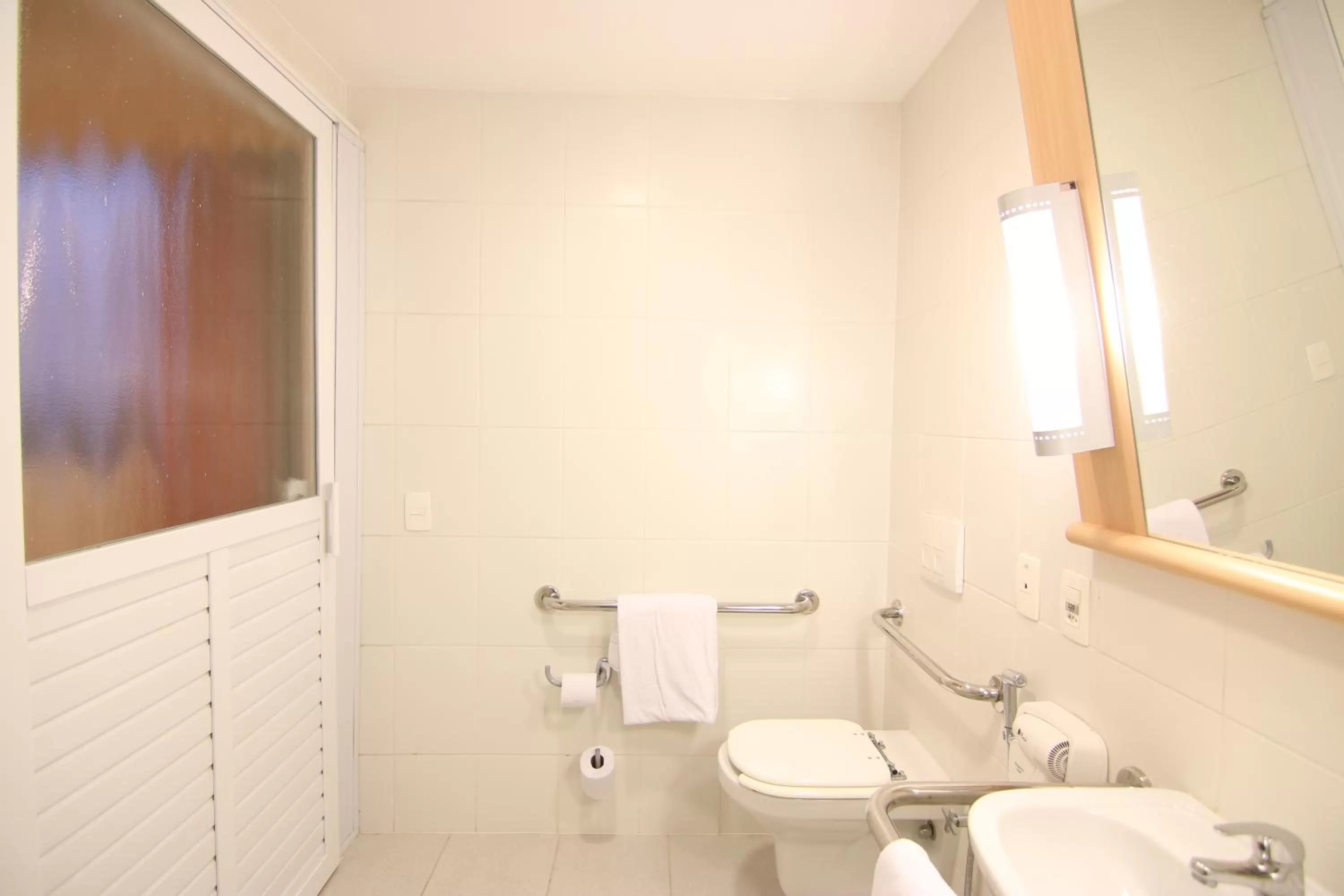 Bathroom in Samba Itaboraí