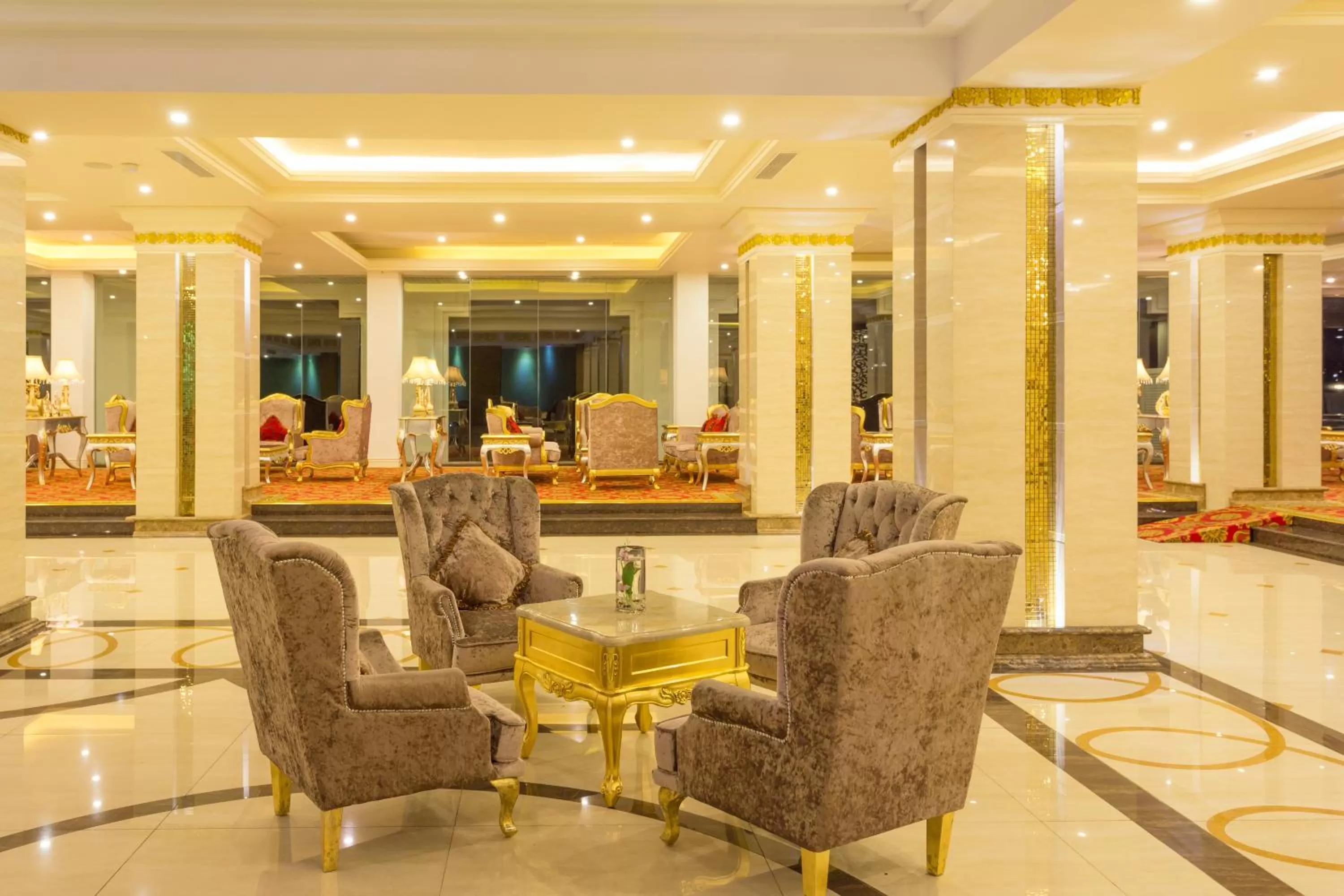 Lobby or reception in The Grand Kandyan