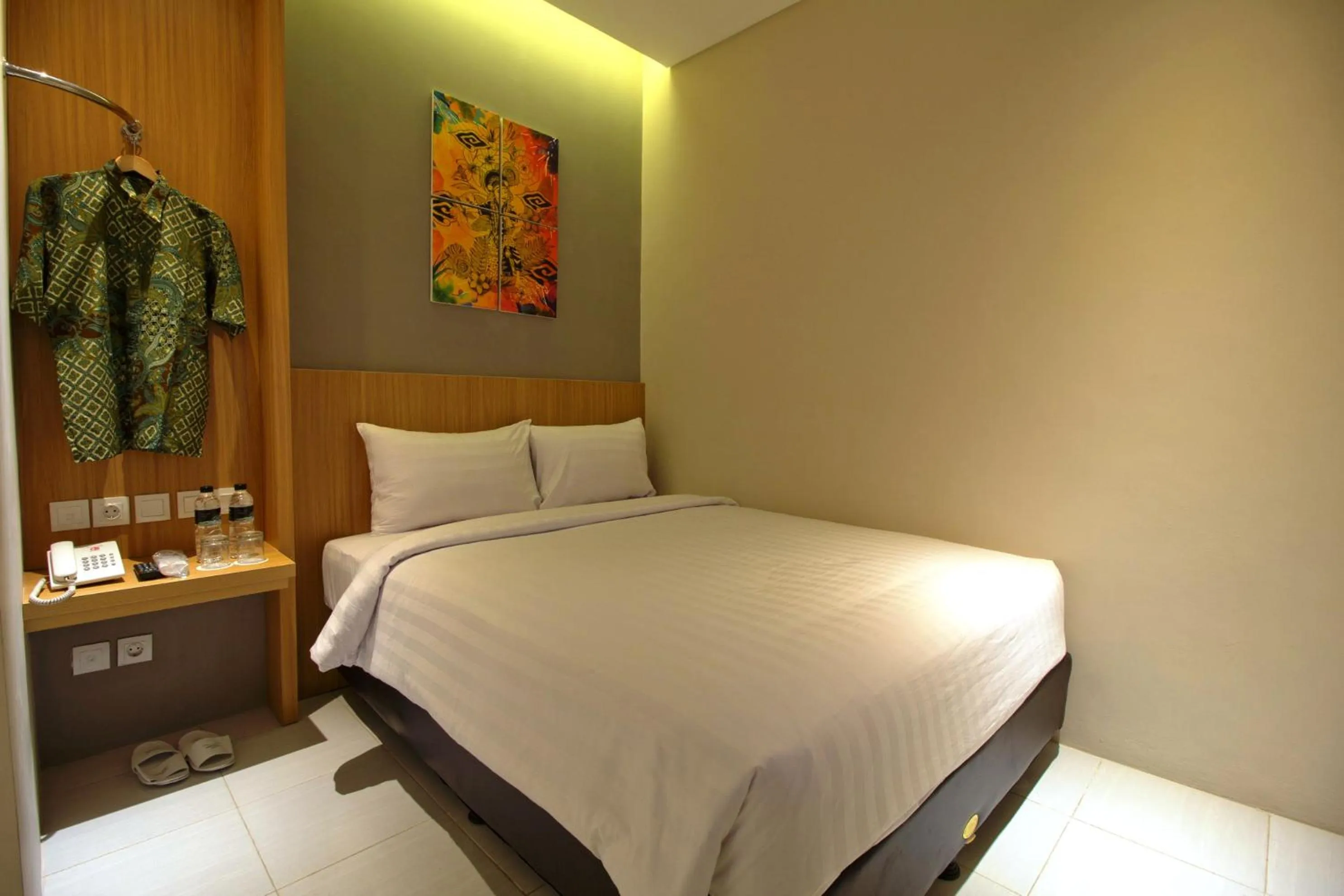 Bedroom, Bed in Vinotel Cirebon