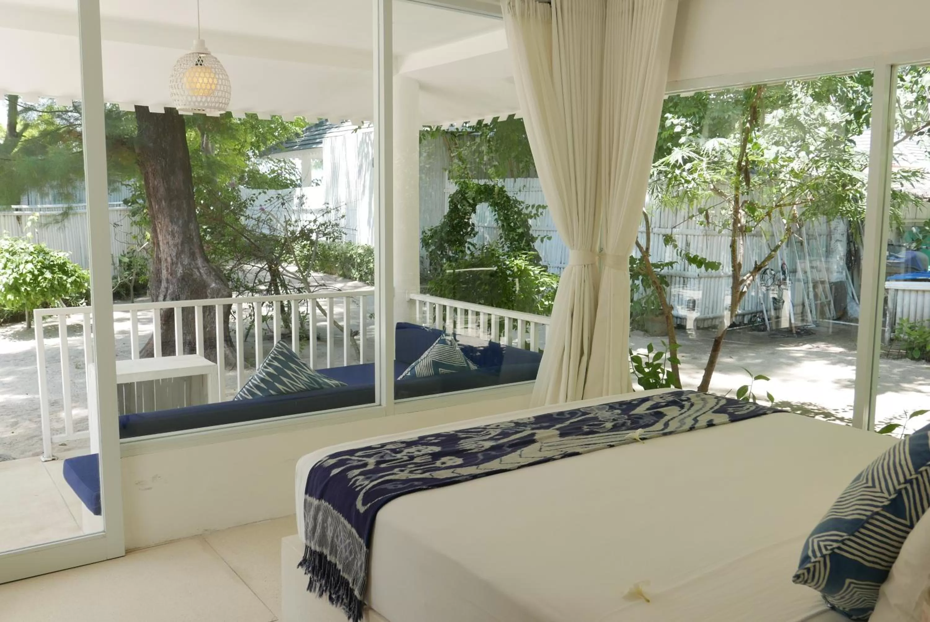 Patio in Seri Resort Gili Meno - Adults Only