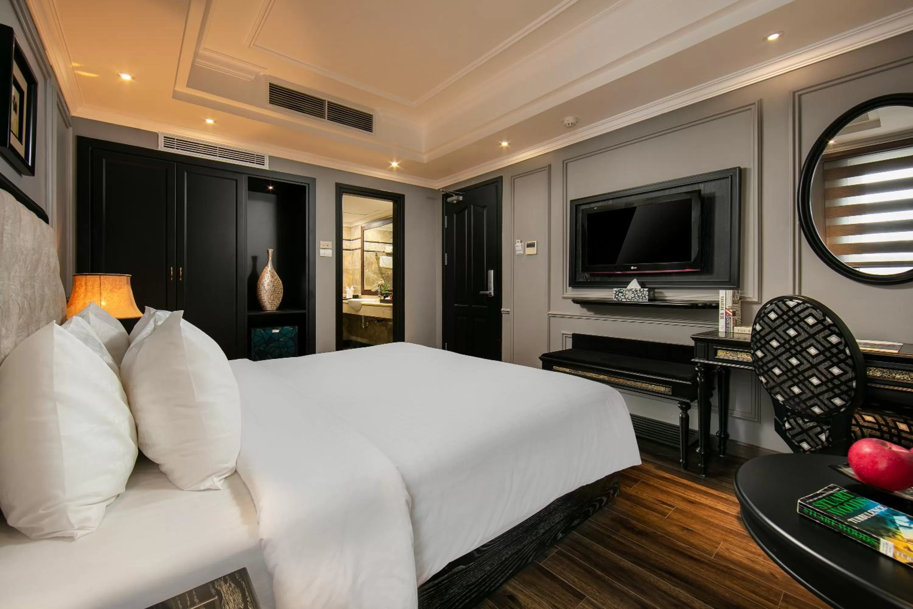 Spring, Bed in Scent Premium Hotel