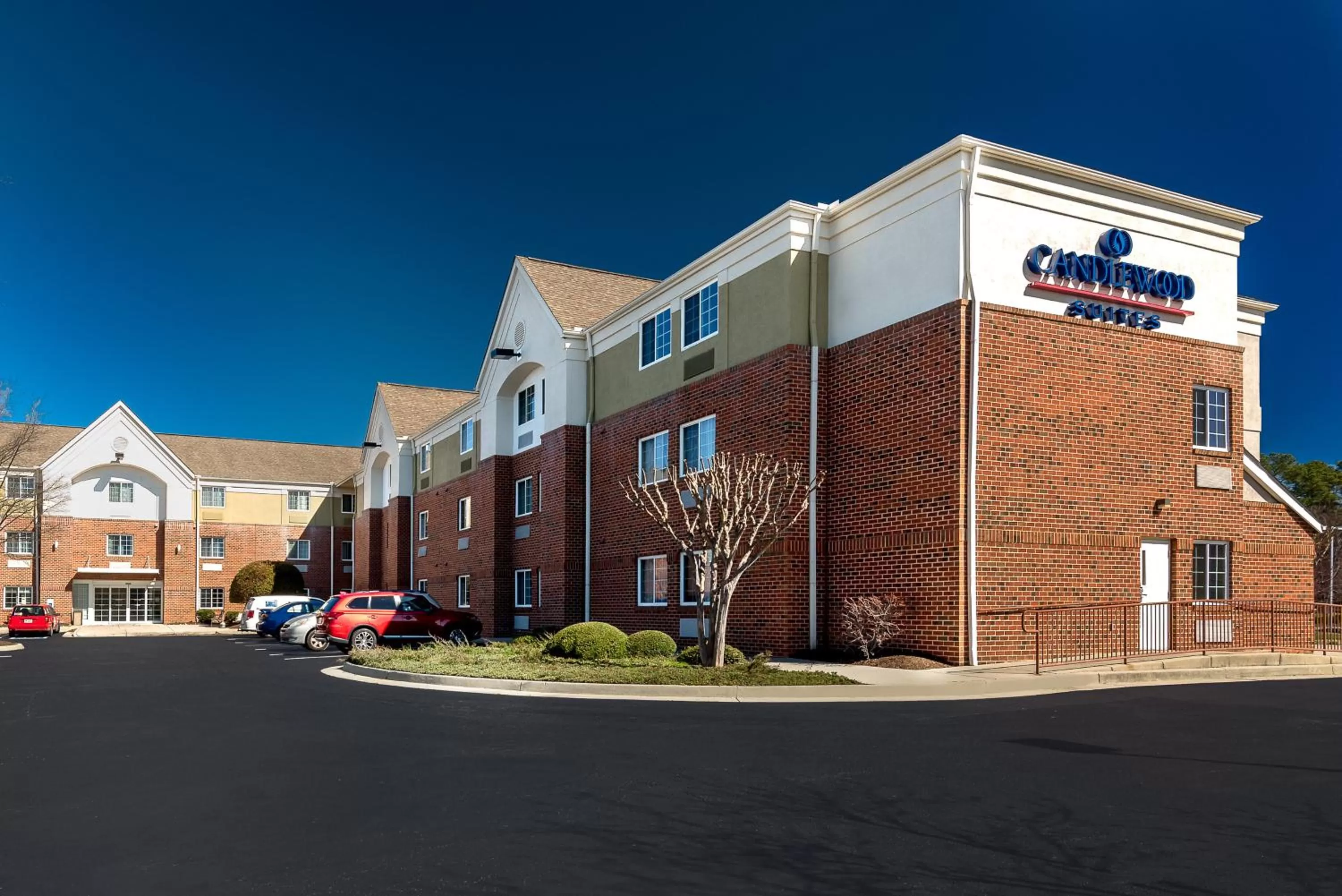 Property building in Candlewood Suites Glen Allen-Short Pump