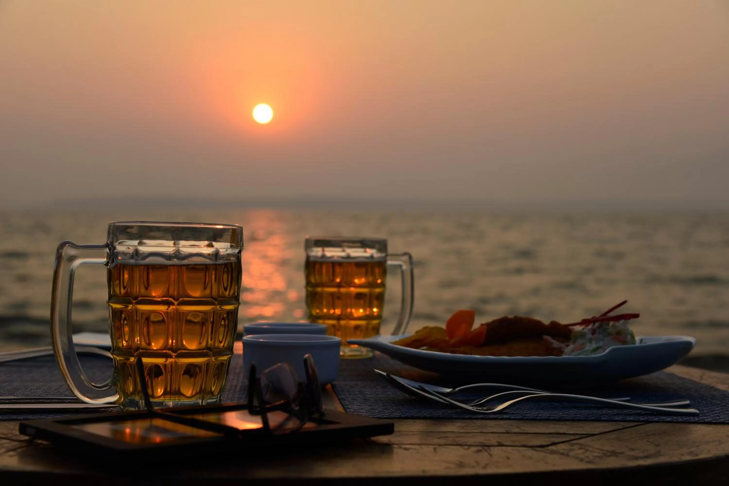 Restaurant/places to eat in Cintacor Island Resort