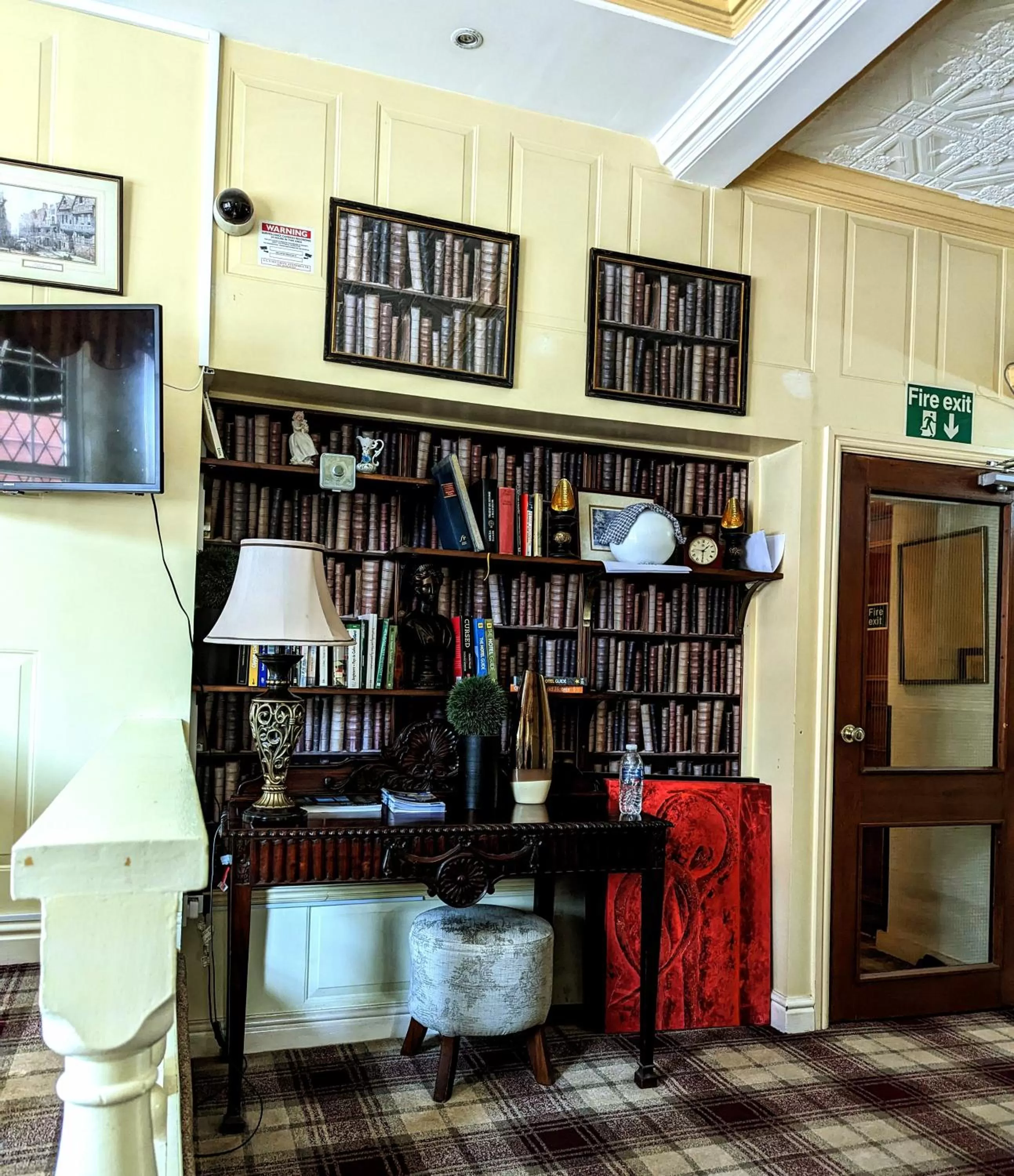 Library in Brookside Hotel & Restaurant ,Suitable for Solo Travelers Couples Educational Groups & Families welcome