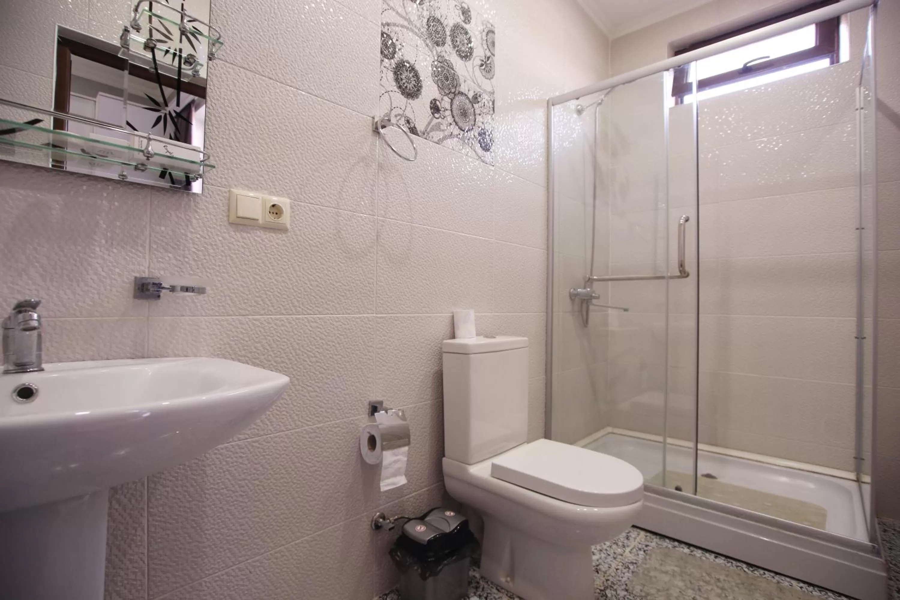 Bathroom in Hotel Harmony