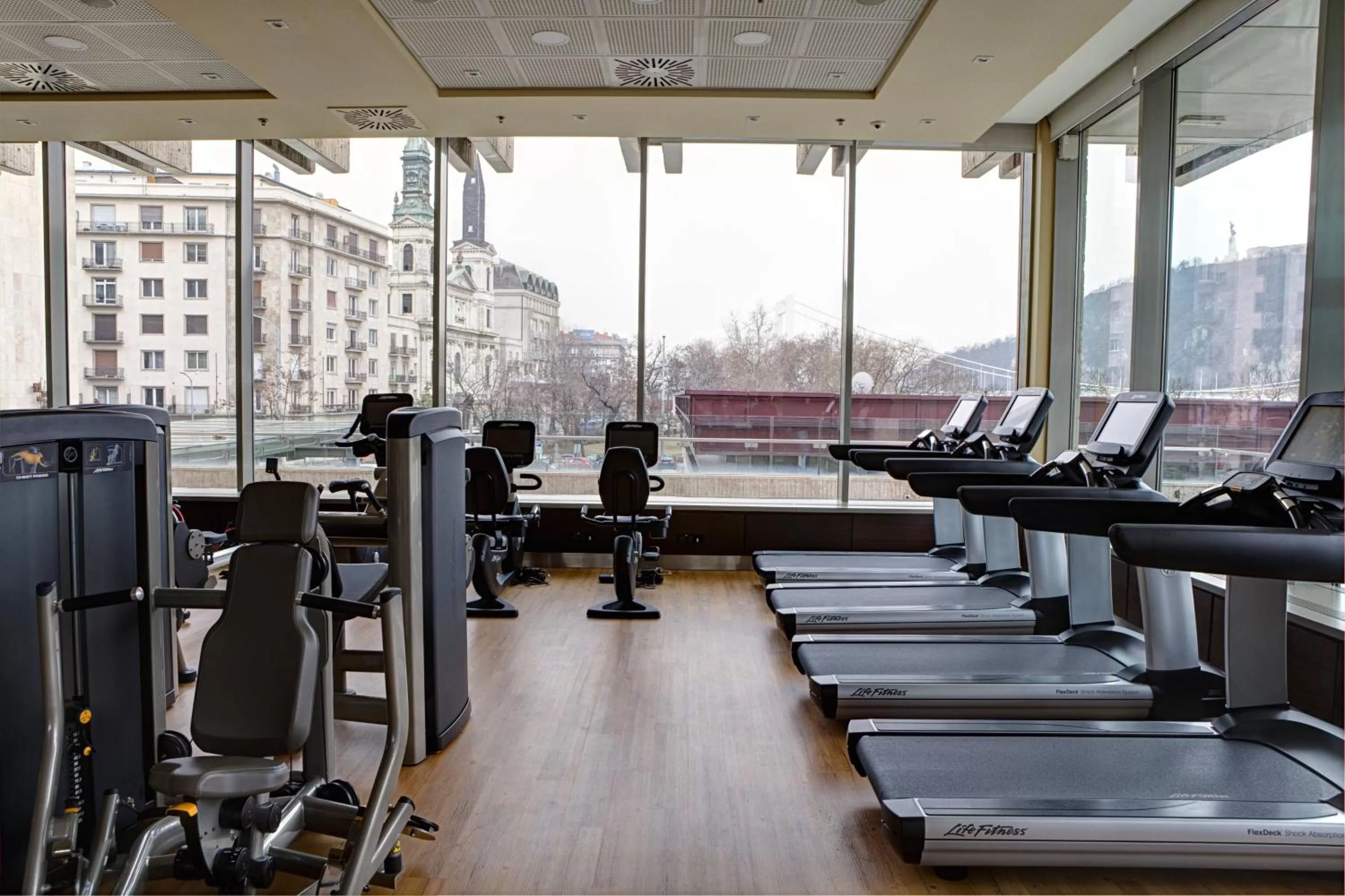 Fitness centre/facilities in Budapest Marriott Hotel