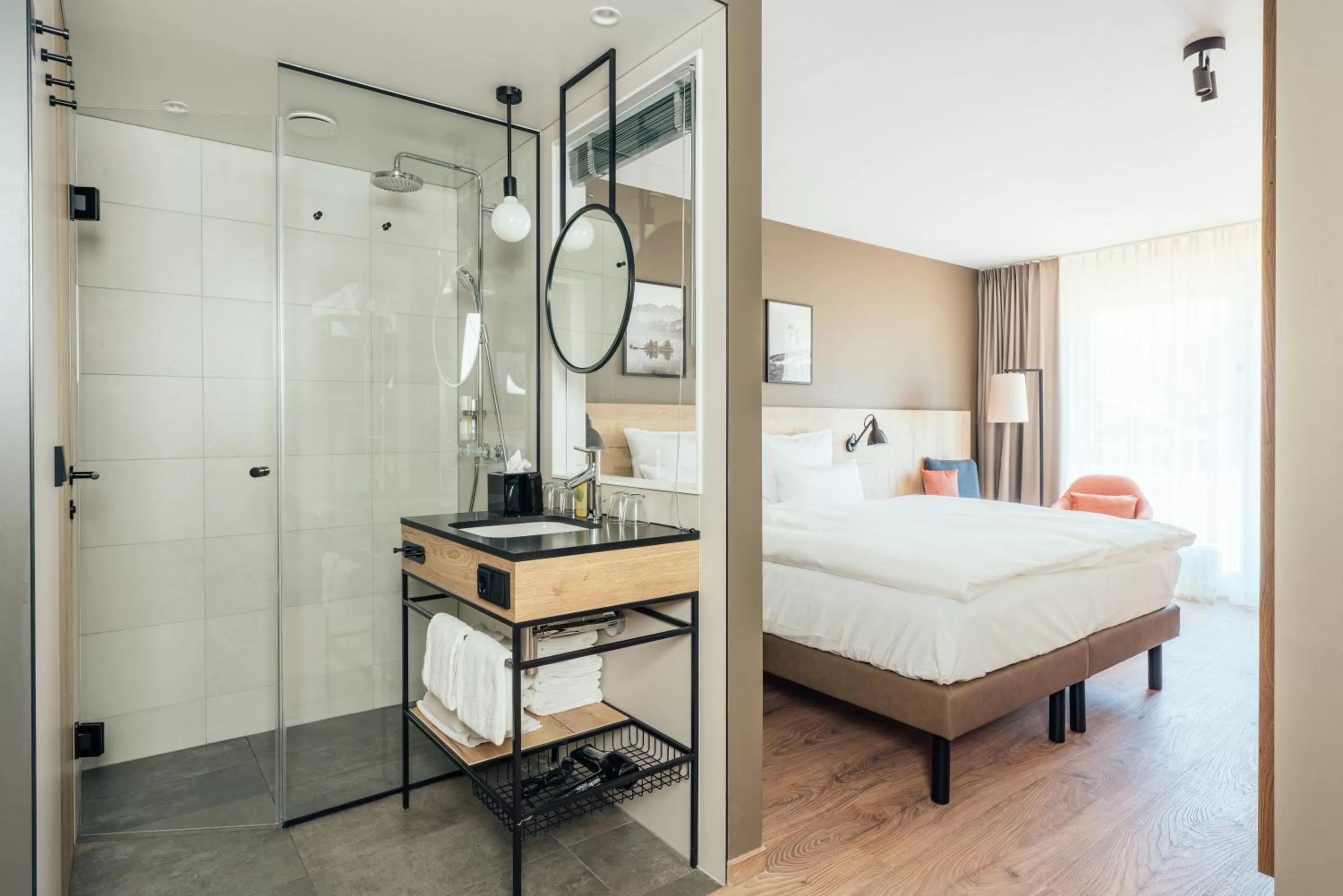 Bathroom, Bed in aja Garmisch-Partenkirchen