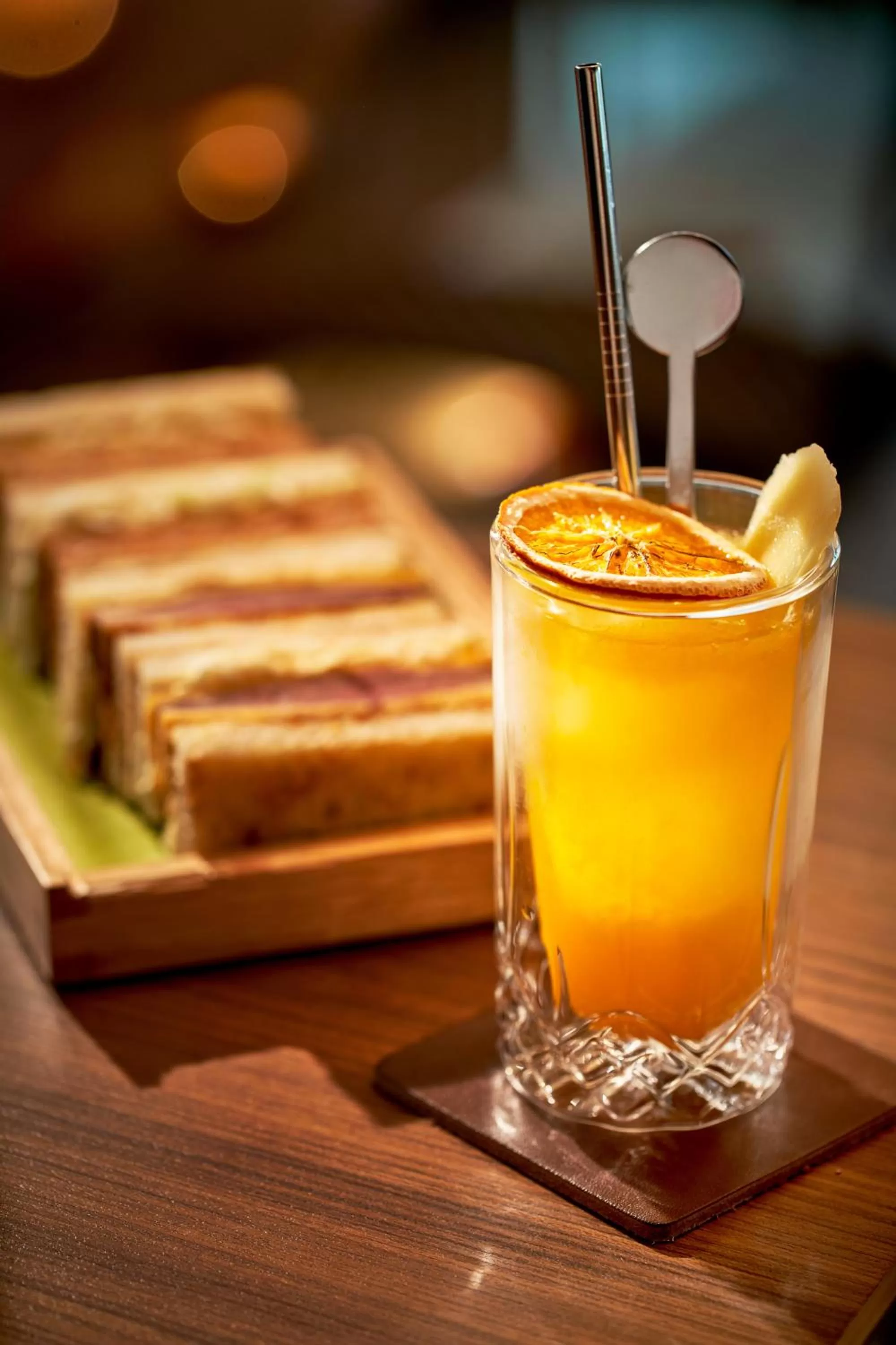 Food and drinks in The Silveri Hotel Hong Kong - MGallery Collection