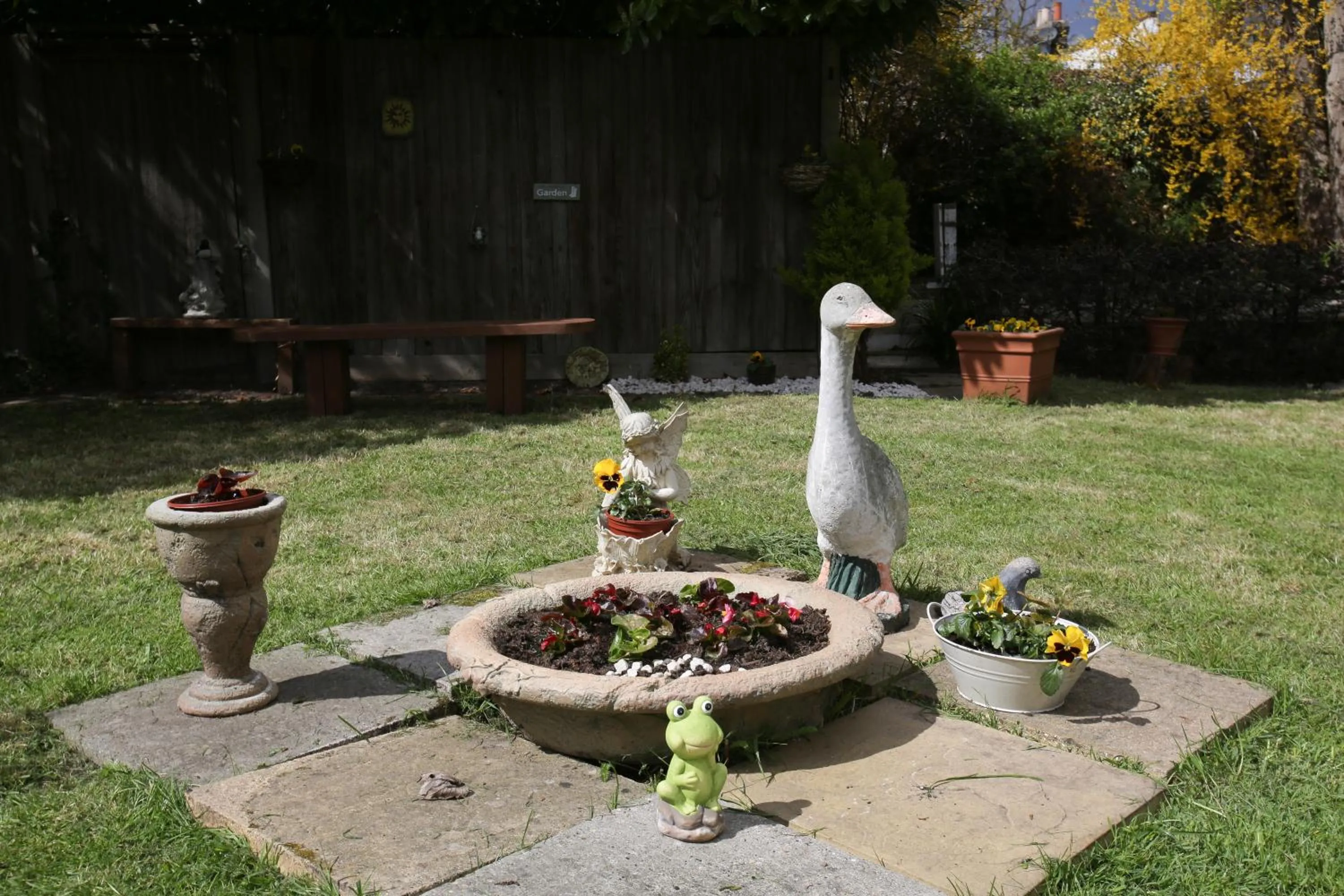 Day, Garden in Manor House London