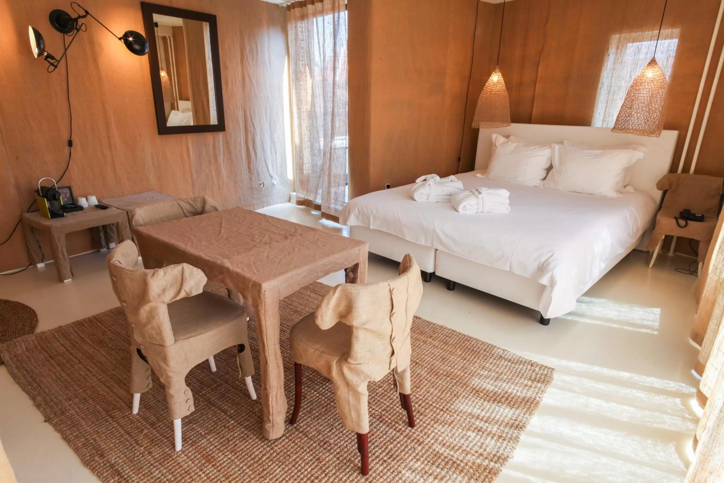 Photo of the whole room, Bed in Hotel The Exchange