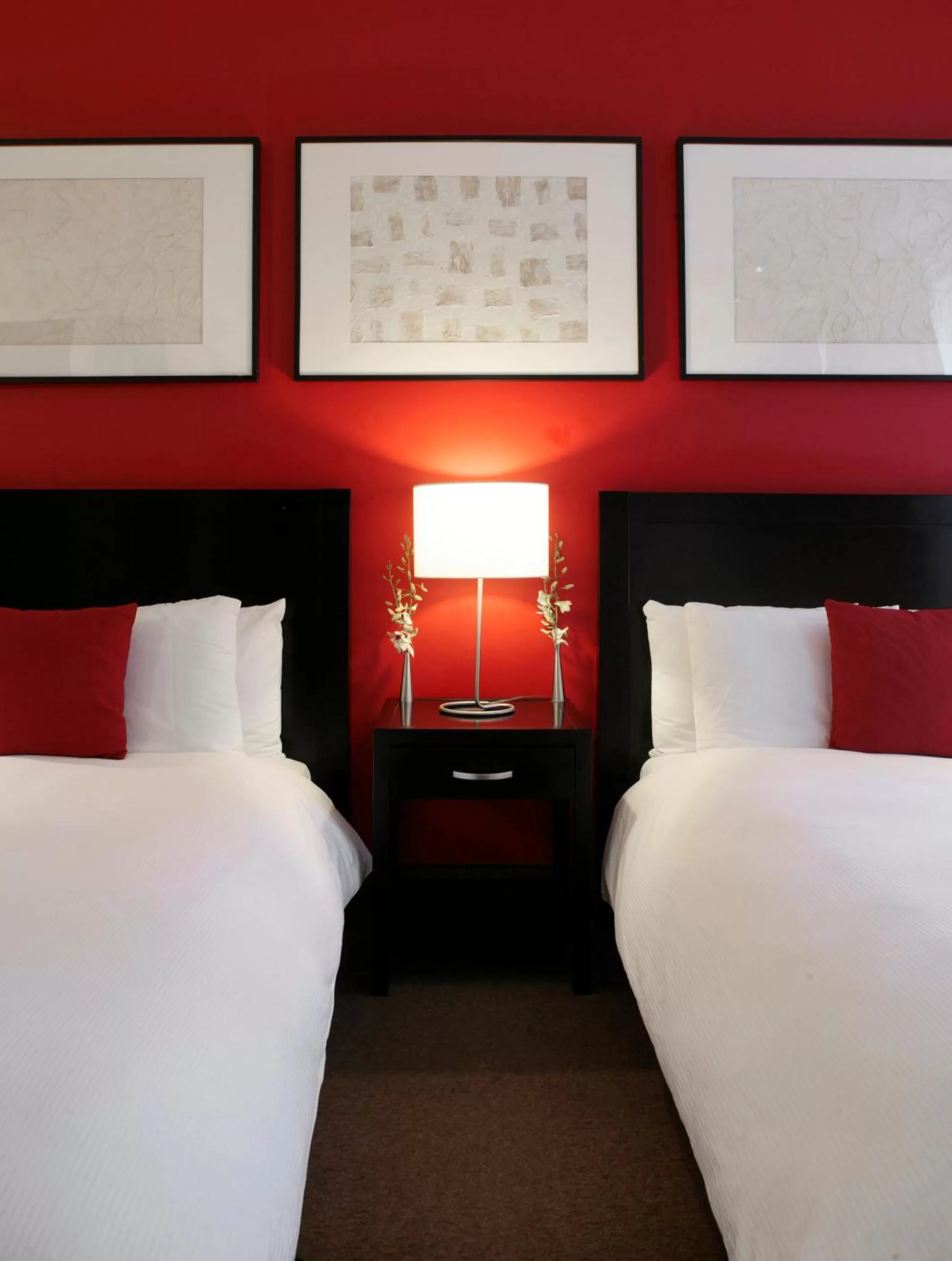 Photo of the whole room, Bed in Eurostars Wall Street