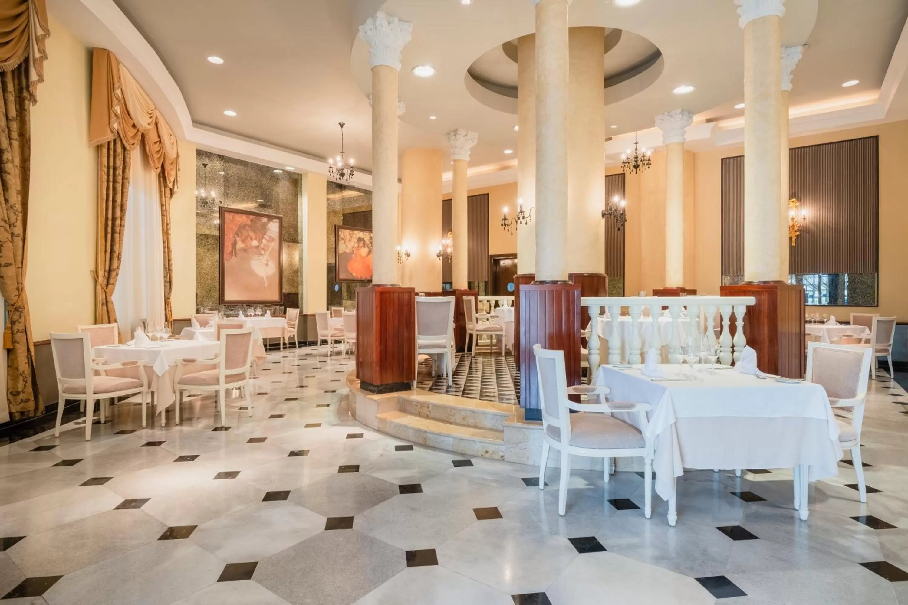 Restaurant/places to eat in Iberostar Grand Rose Hall