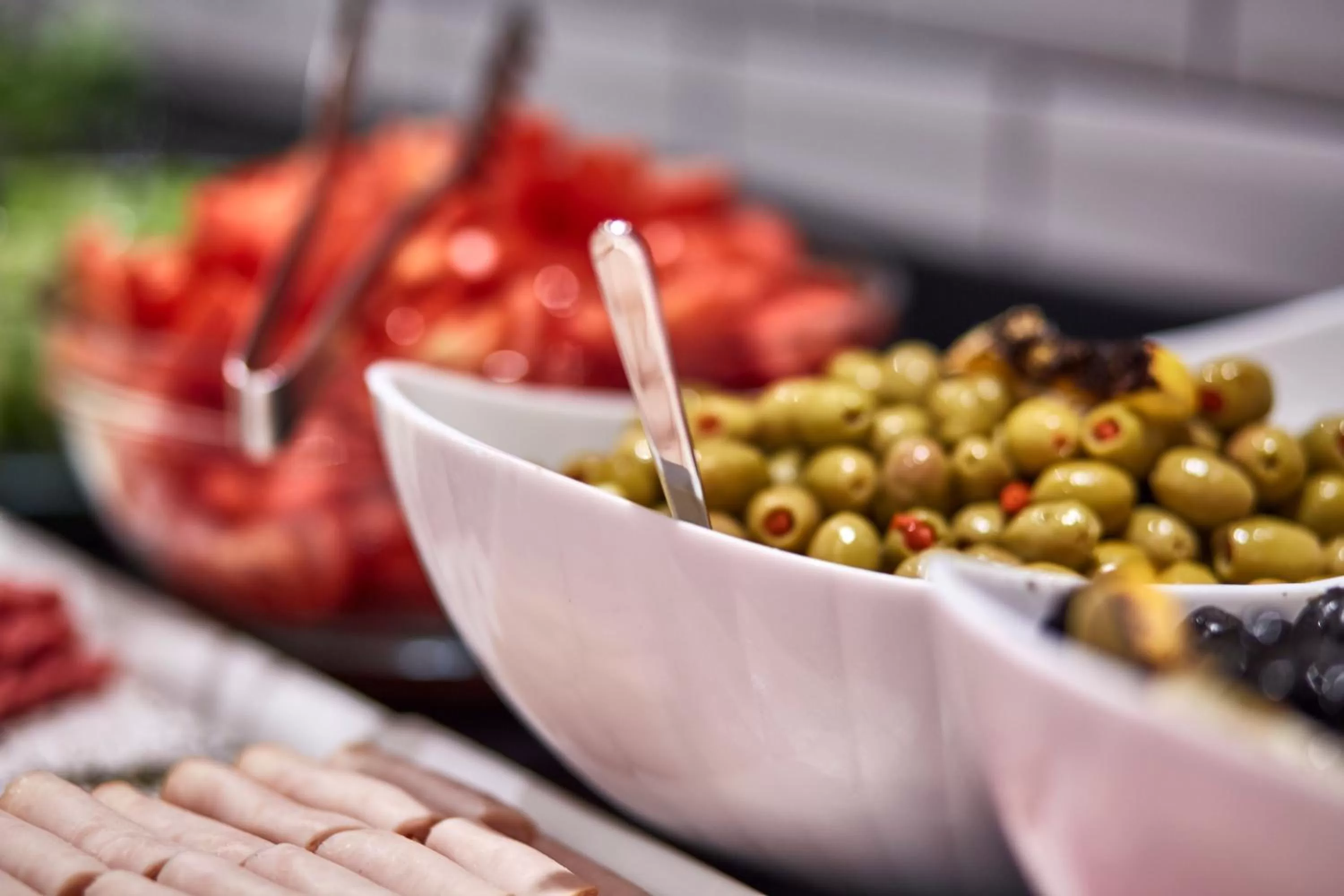Restaurant/places to eat in Holiday Inn Express - Istanbul - Atakoy Metro by IHG