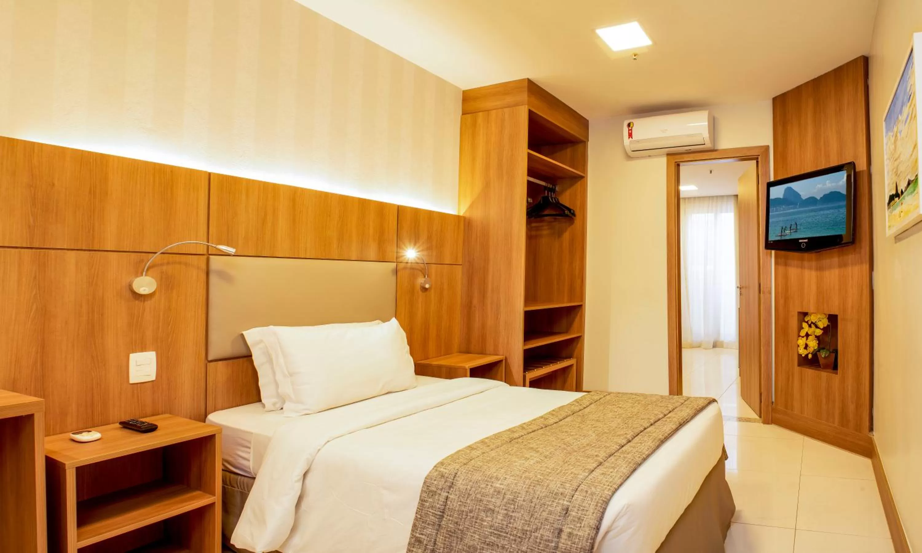 Bed in Hotel Astoria Copacabana