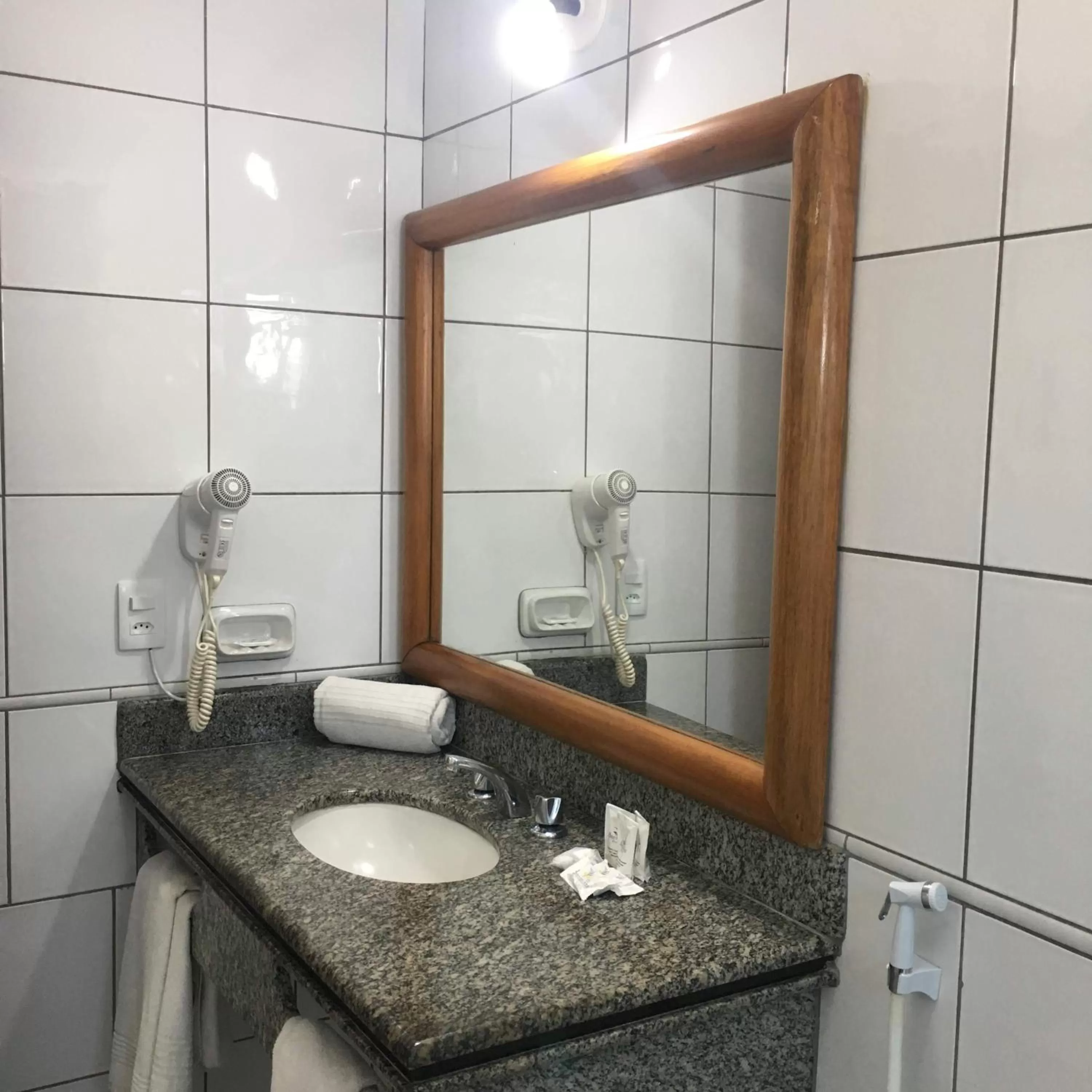 Bathroom in Brisa da Praia Park Hotel